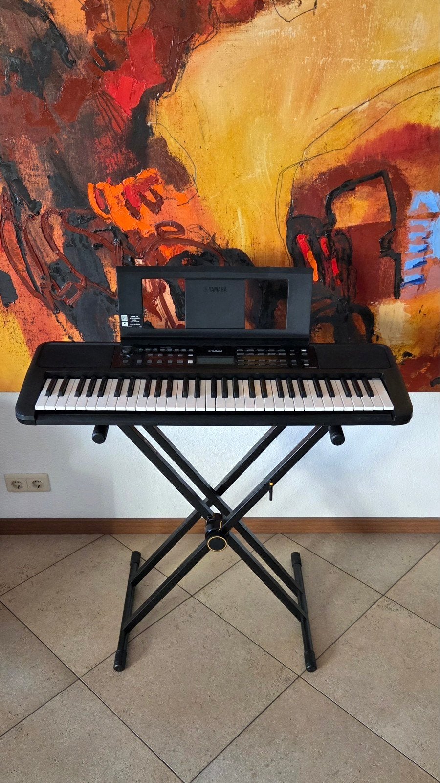 Yamaha PSR-E383 Keyboard met Roadworx standaard en adapter, Muziek en Instrumenten, Ophalen, 61 toetsen, Met standaard, Yamaha