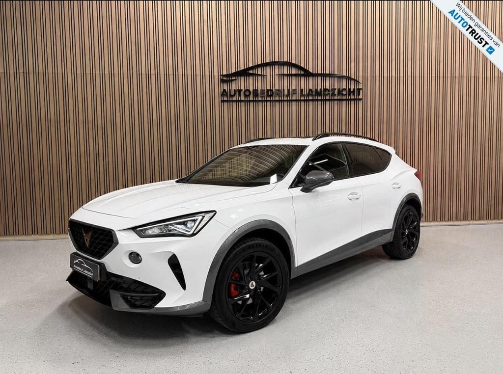 CUPRA Formentor 1.5 TSI | automaat | Camera | ACC, 15 km/l, Zwart, 4 cilinders, Wit