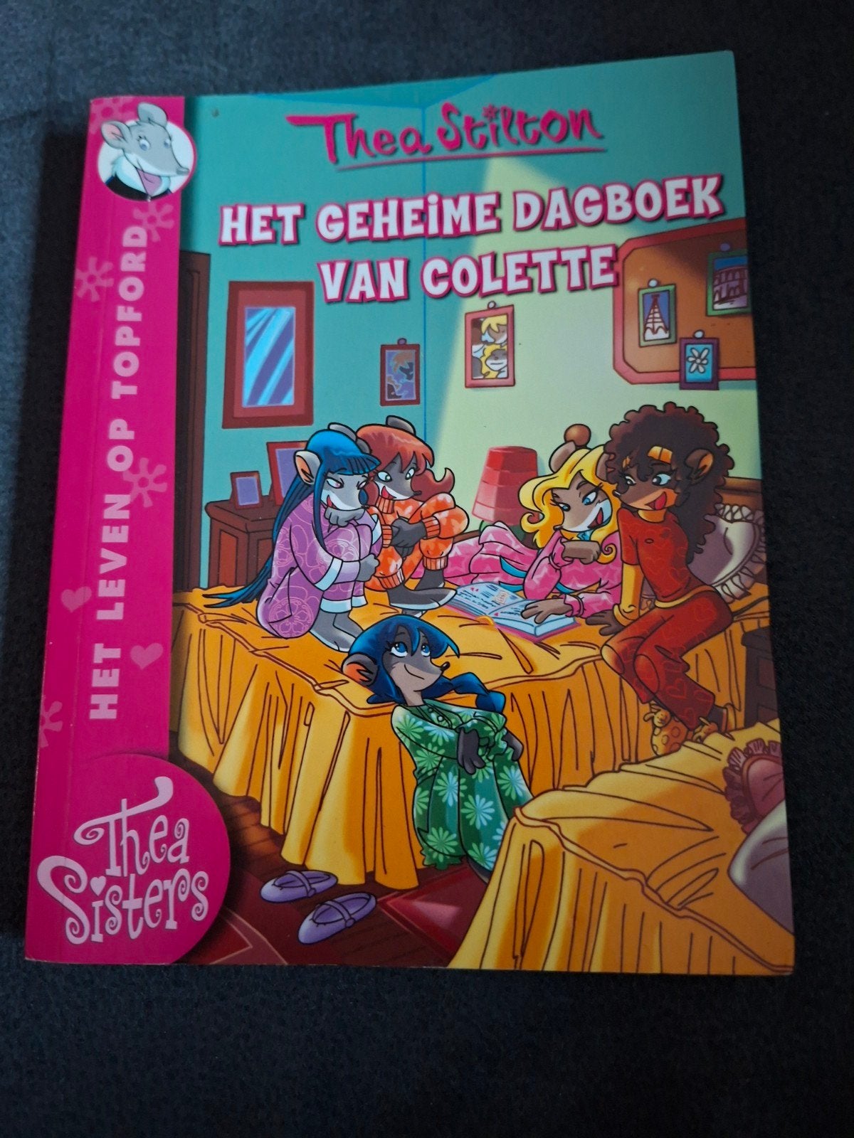 Thea Stilton - Het Geheime Dagboek van Colette, Boeken, Ophalen of Verzenden, Zo goed als nieuw, Thea Stilton, Fictie