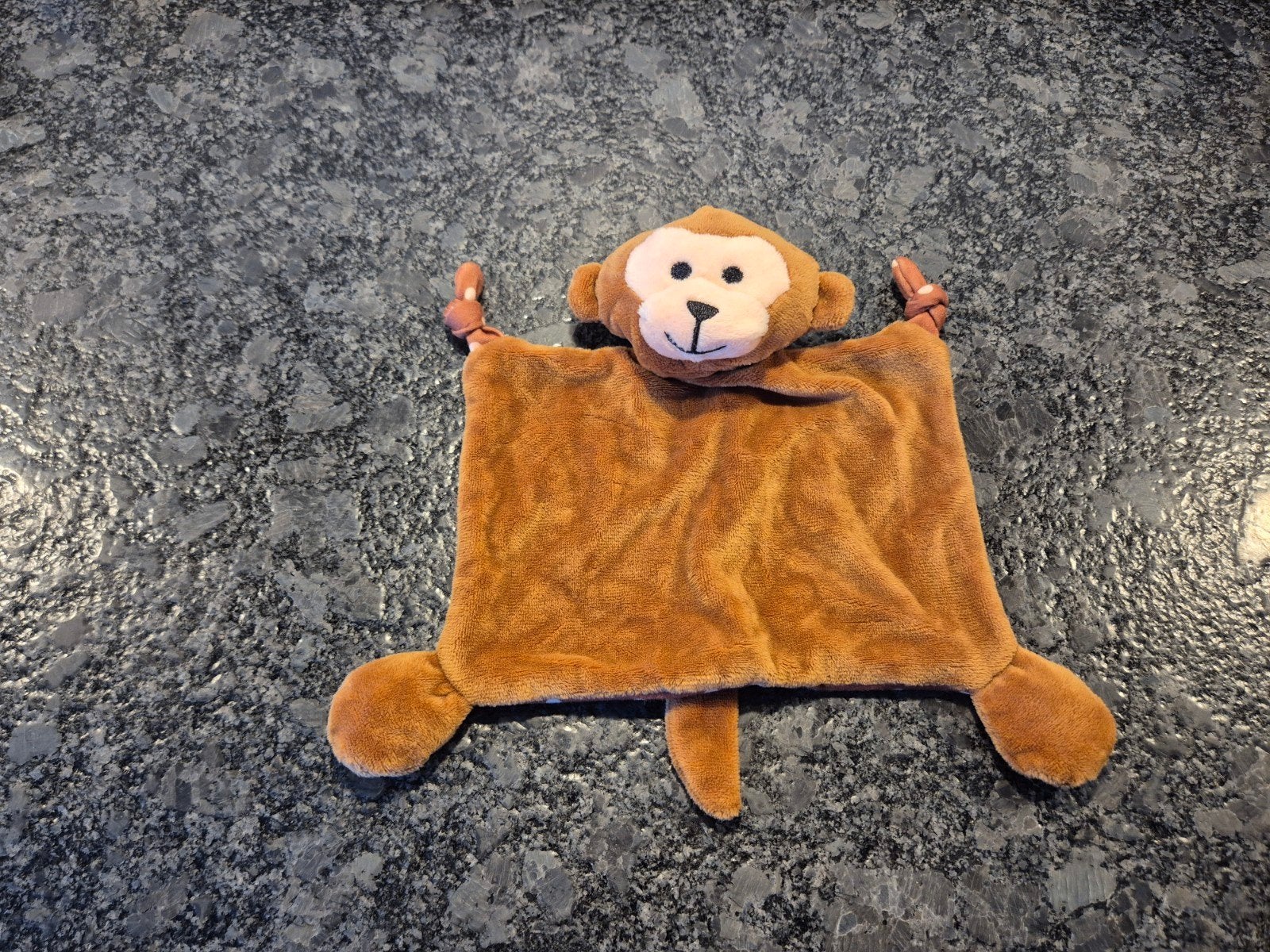 HEMA  - Knuffeldoekje Aap, Ophalen of Verzenden, Overige typen