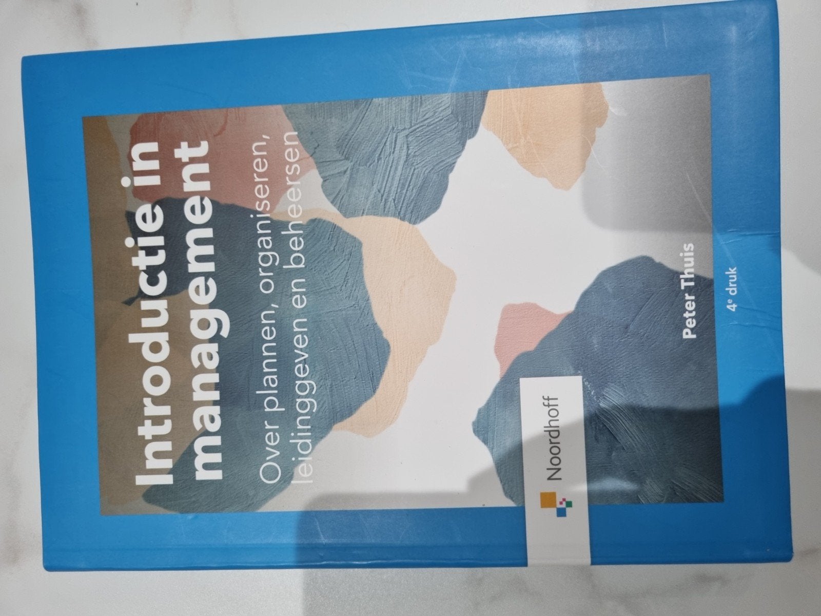 Introductie in management - Peter Thuis (4e druk), Gelezen, Ophalen of Verzenden, Peter Thuis, Gamma