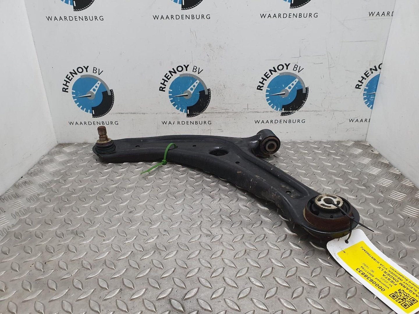 FORD FIESTA ACTIVE 1.0L 12V Euro 6.2-emissienorm DRAAGARM ON, Ophalen of Verzenden, Gebruikt, Stiba lid