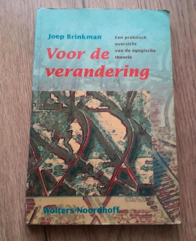 J. Brinkman - Voor de verandering, Boeken, Ophalen of Verzenden, Gamma, Zo goed als nieuw, HBO