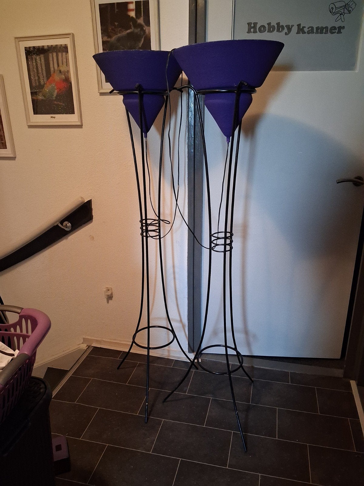 Set van 2 paarse vloerlampen met metalen frame, Huis en Inrichting, Ophalen, Gebruikt, Modern, Eclectisch, Stof