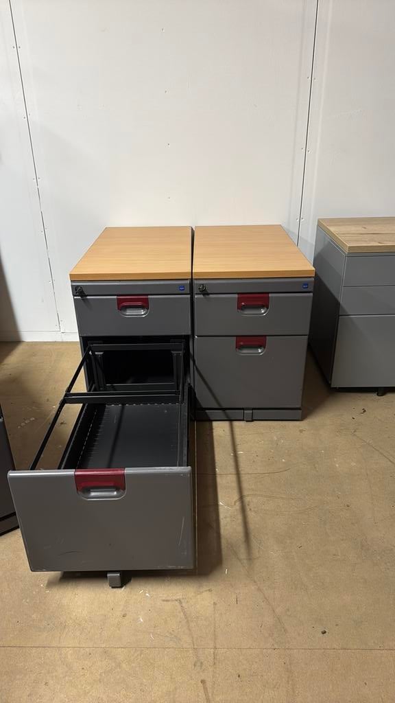 Metalen ladekast 3 lades met sleutel, Ophalen, Minder dan 50 cm, Zo goed als nieuw, Minder dan 100 cm