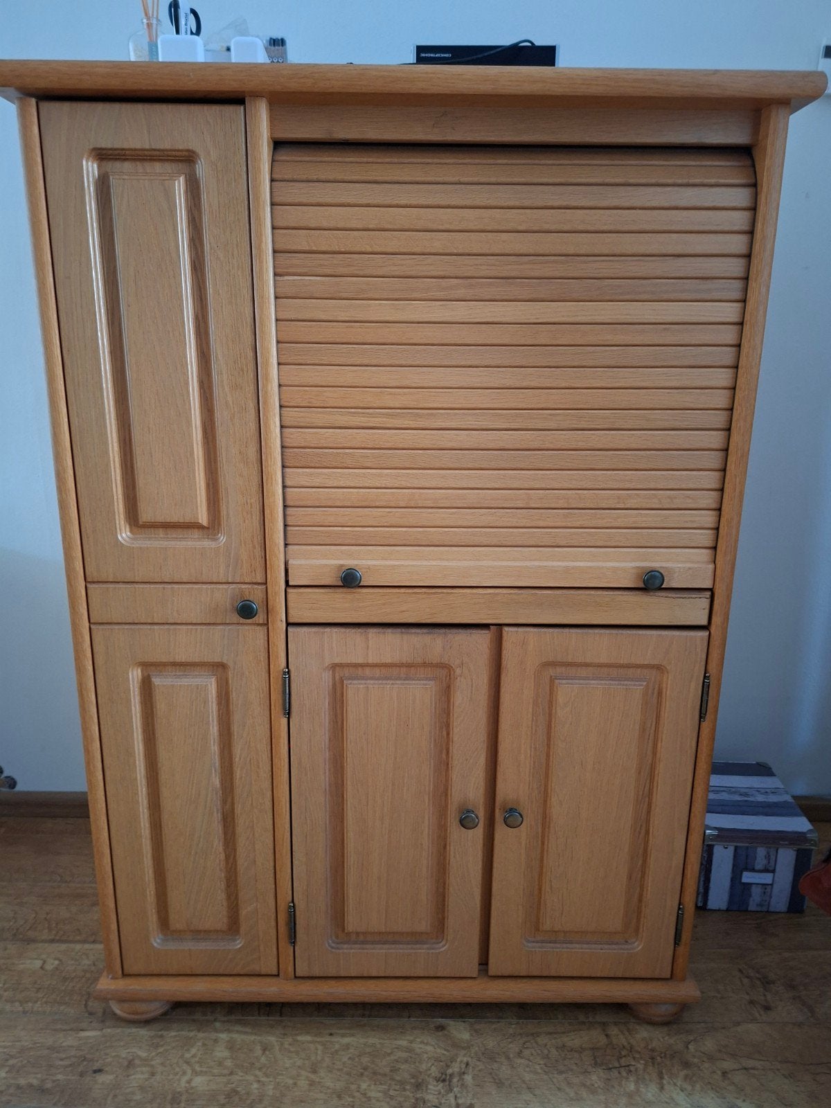 eiken computerkast, Ophalen