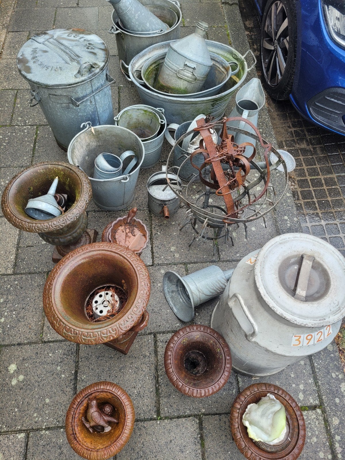 Diverse Zink en Smeedijzeren Decoratie en Gebruiksvoorwerpe, Ophalen