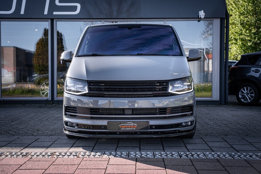 Volkswagen Transporter Multivan 2.0 TDI L2H1 DSG DC Highline, Auto's, Bestelauto's, Gebruikt, 4 cilinders, Volkswagen, 2500 kg