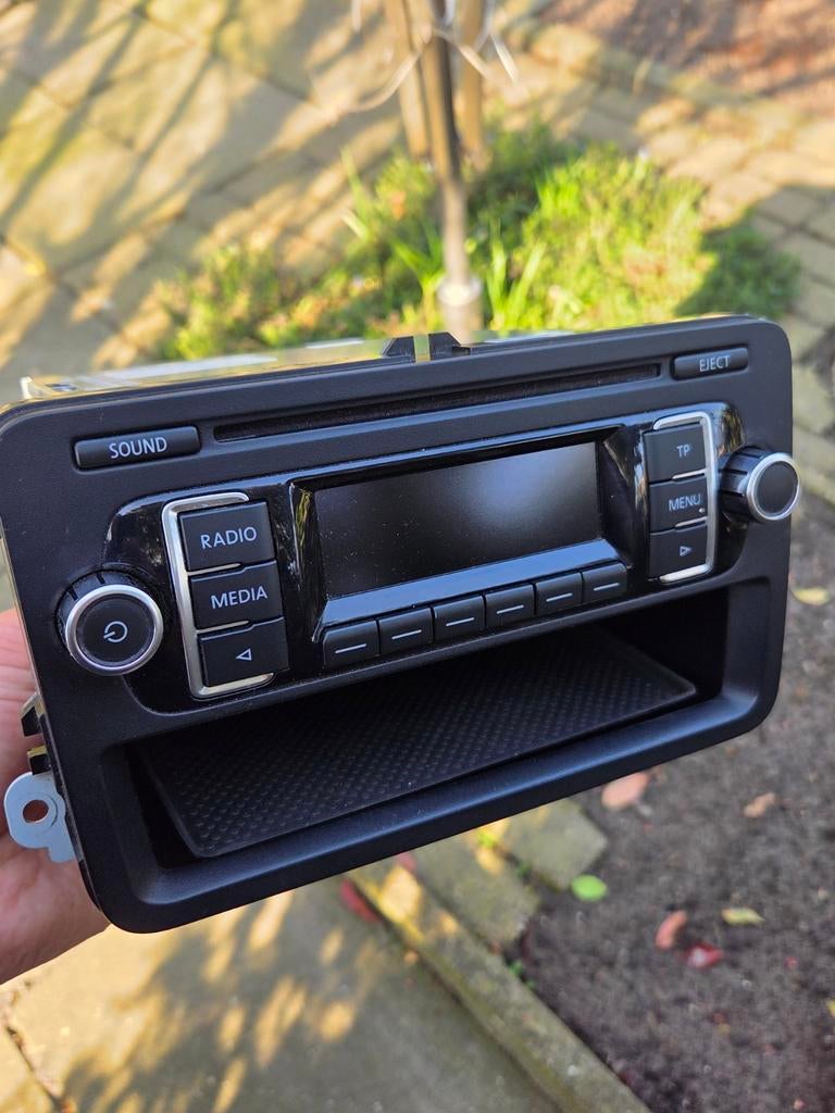 Autoradio VW Polo 6R/6C - Origineel en nieuwstaat, Auto diversen, Autoradio's, Ophalen of Verzenden, Gebruikt