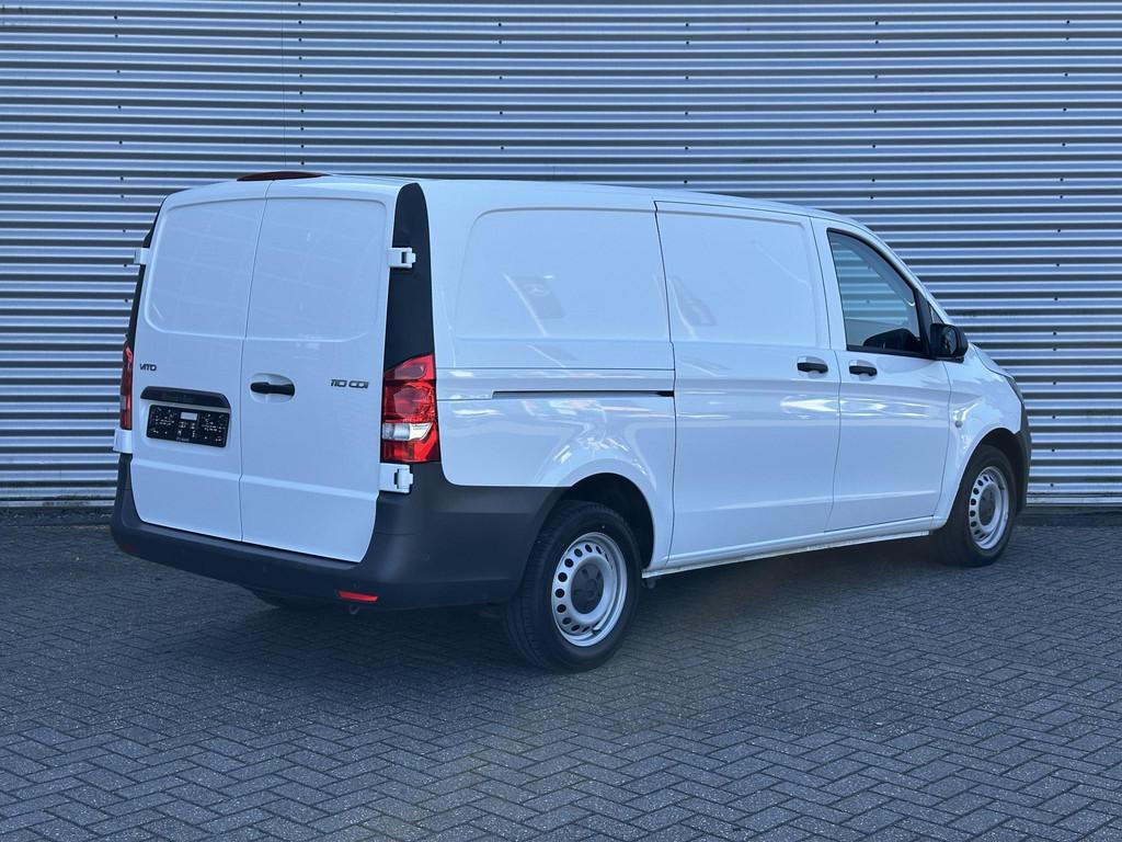 Mercedes-Benz Vito 110 CDI L2 Airco Navigatie Parkeersensore, 13 km/l, Gebruikt, 4 cilinders, Wit