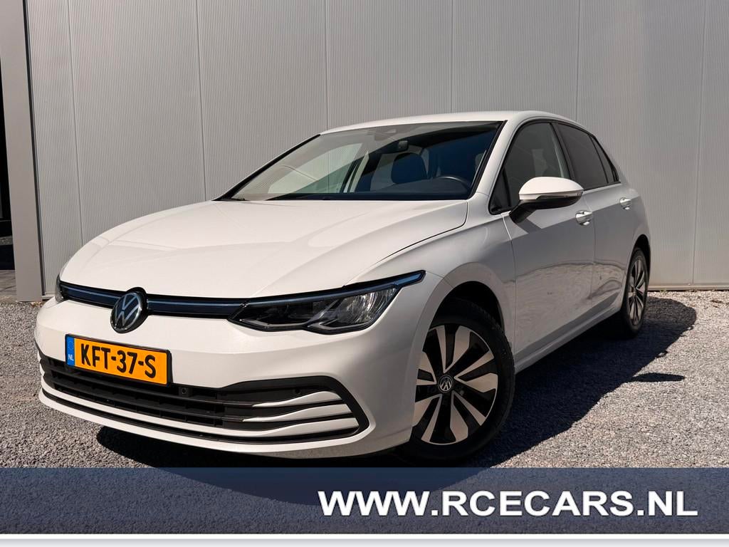 Volkswagen GOLF 1.0 eTSI Move IQ Drive Virtuall ACC Carplay, Stof, Gebruikt, Bedrijf, 650 kg