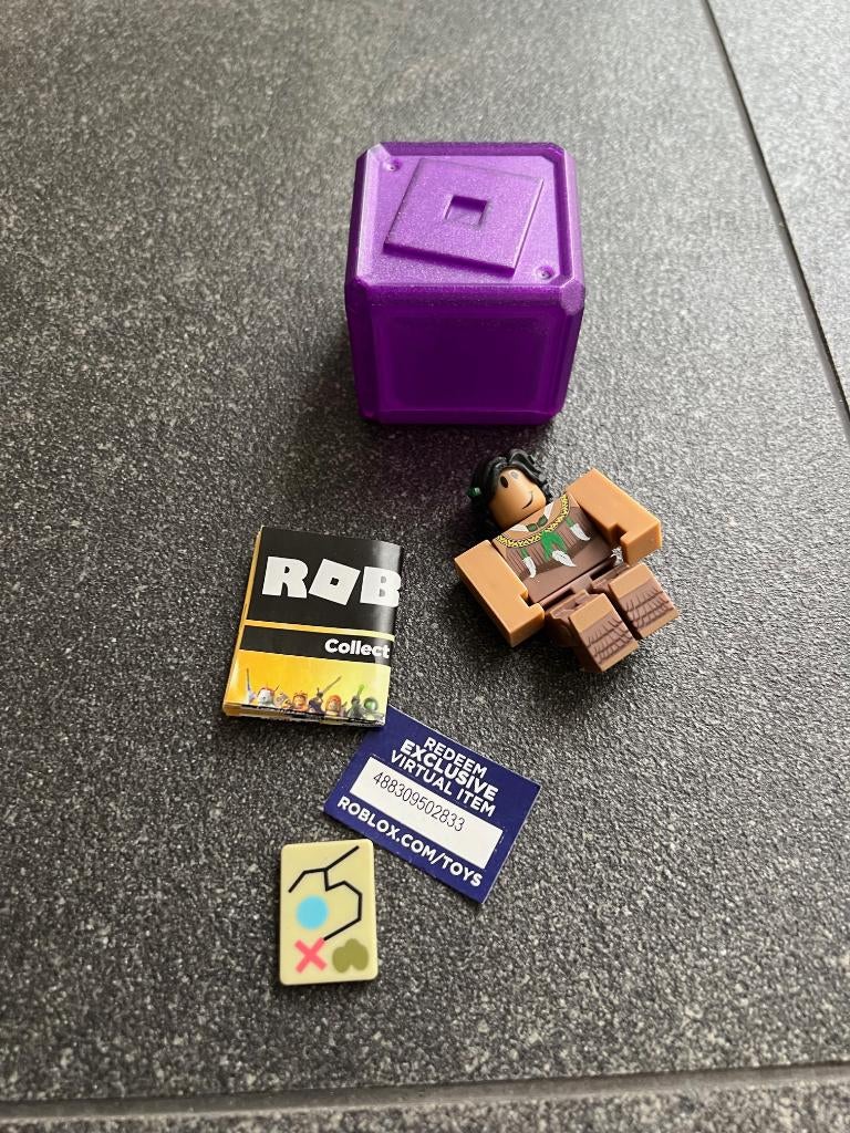 roblox poppetje, Ophalen, Zo goed als nieuw