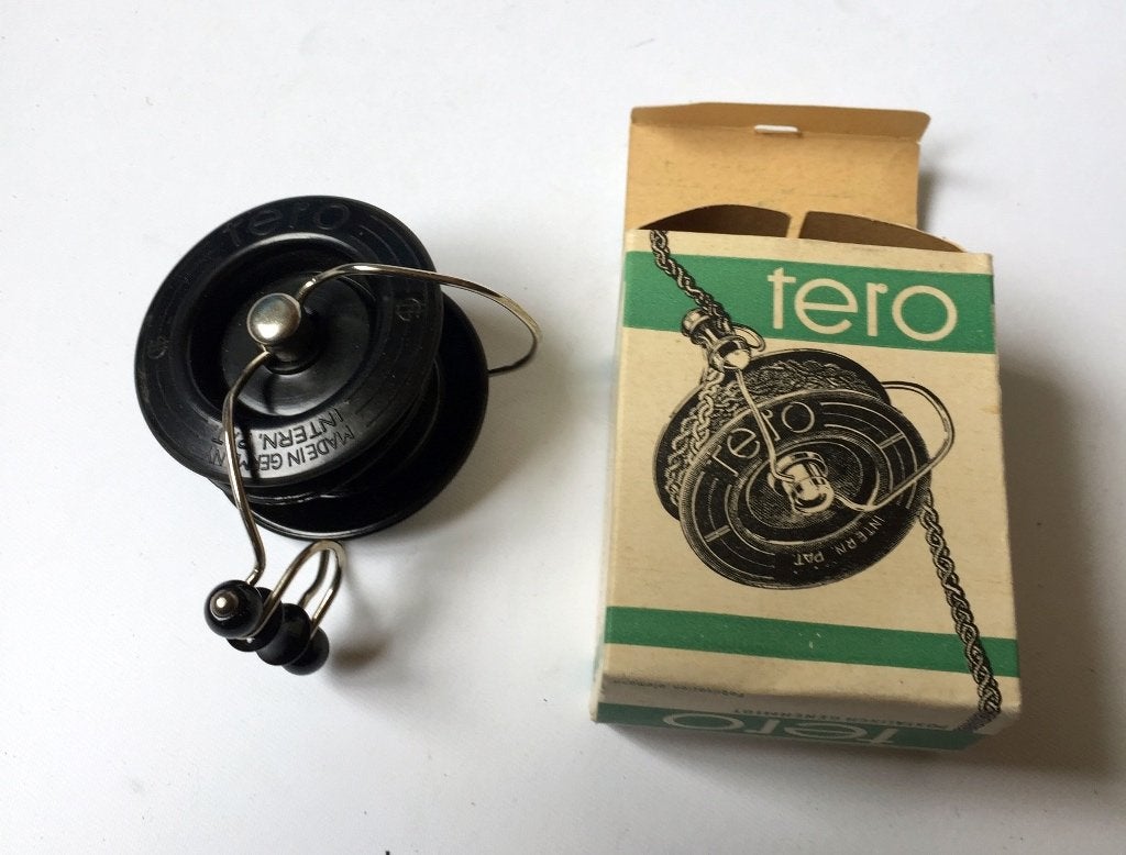 Oude verpakking + vulling: Tero, oproller voor telefoonsnoer, Ophalen of Verzenden