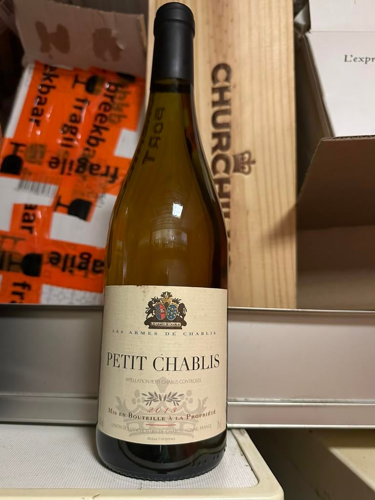 Petit Chablis -Les Armes de Chablis, Ophalen of Verzenden, Zo goed als nieuw, Frankrijk, Rode wijn