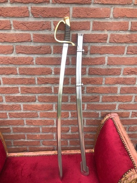 degelijke metalen sabel, inclusief schede, Ophalen of Verzenden, Landmacht, Overige gebieden, Zwaard of Sabel