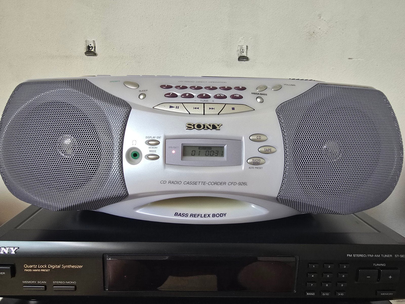 Sony Radio met CD en cassette, Audio, Tv en Foto, Ophalen of Verzenden, Zo goed als nieuw