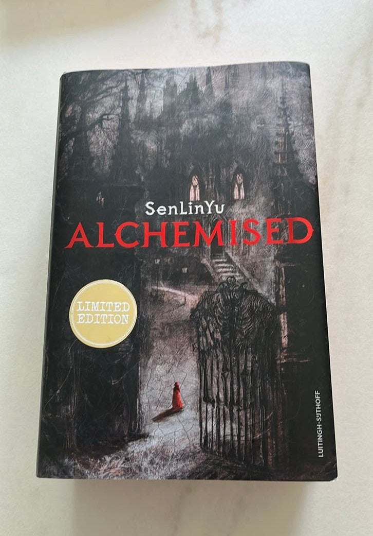 Alchemised - SenLinYu (Limited Edition Hardcover), Ophalen of Verzenden, Zo goed als nieuw