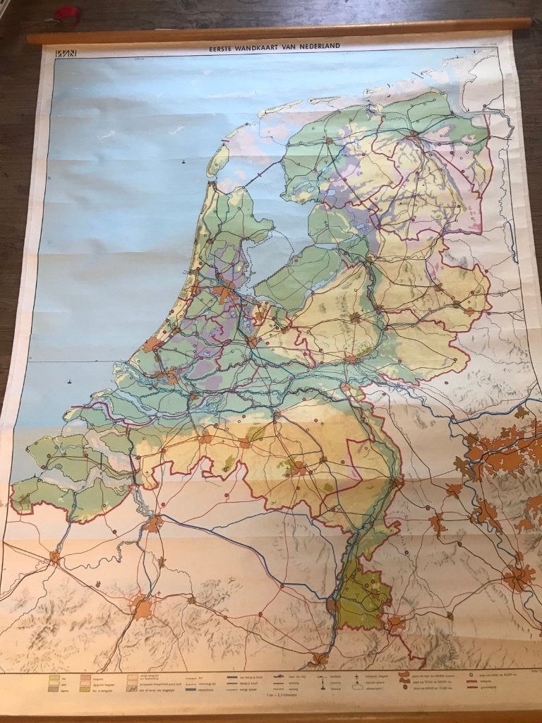 schoolkaart 1e wandkaart van nederland, Antiek en Kunst, Antiek | Schoolplaten, Ophalen, Aardrijkskunde