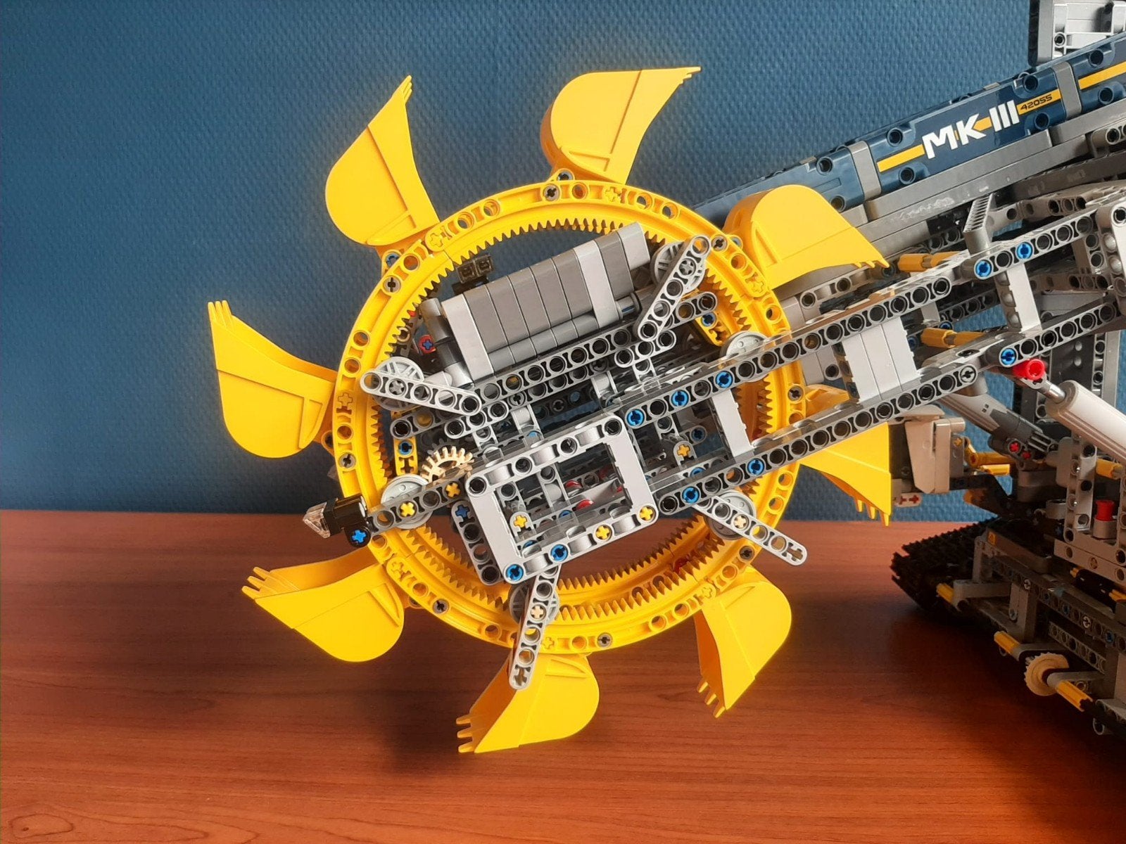 Lego Technic Emmerwielgraafmachine 42055, Ophalen of Verzenden, Zo goed als nieuw