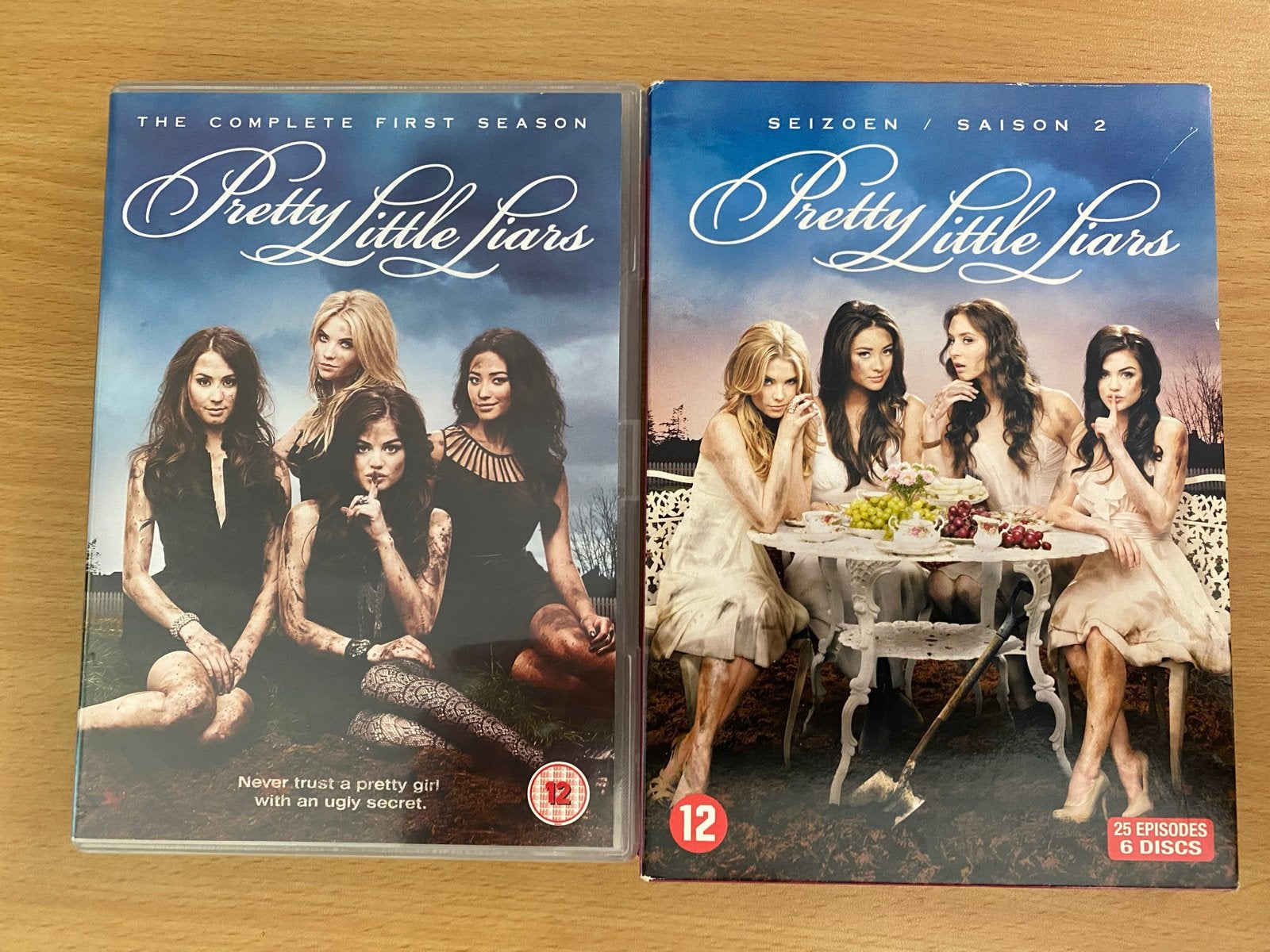 Pretty Little Liars Seizoen 1 & 2 DVD Boxset, Engels, Seizoen 1, Nederlands, Drama