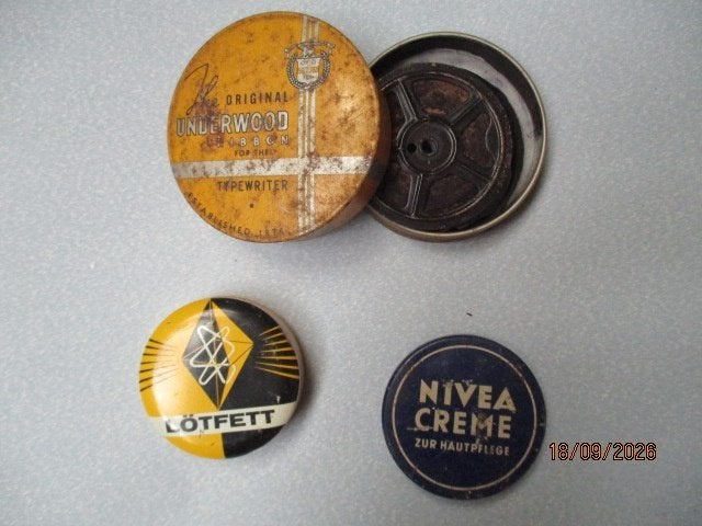 blikjes, Underwood, Nivea creme en Lötfett, Ophalen of Verzenden, Zo goed als nieuw, Overige, Overige merken