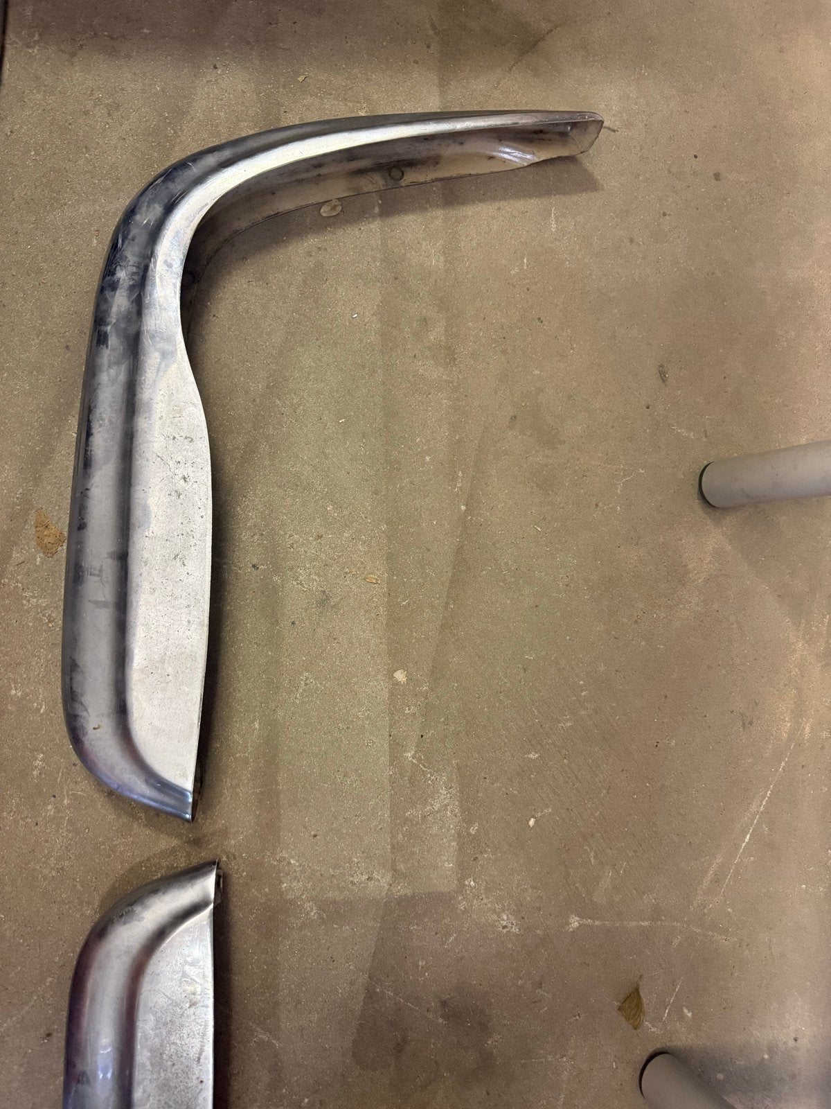 Bumper hoekstukken Mercedes 250 / 280 (1966-1972), Ophalen, Gebruikt, Mercedes-Benz