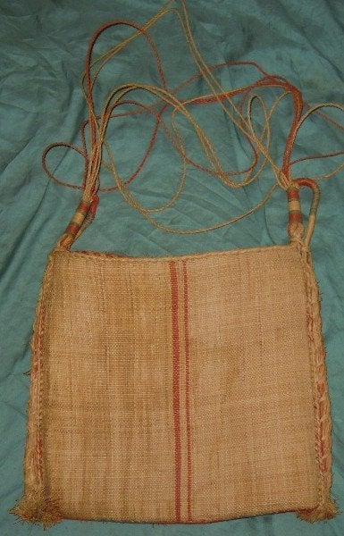 Gevlochten tas Timor?, Antiek en Kunst, Natuurlijk materiaal, Overige typen, Handgemaakt, Ophalen of Verzenden
