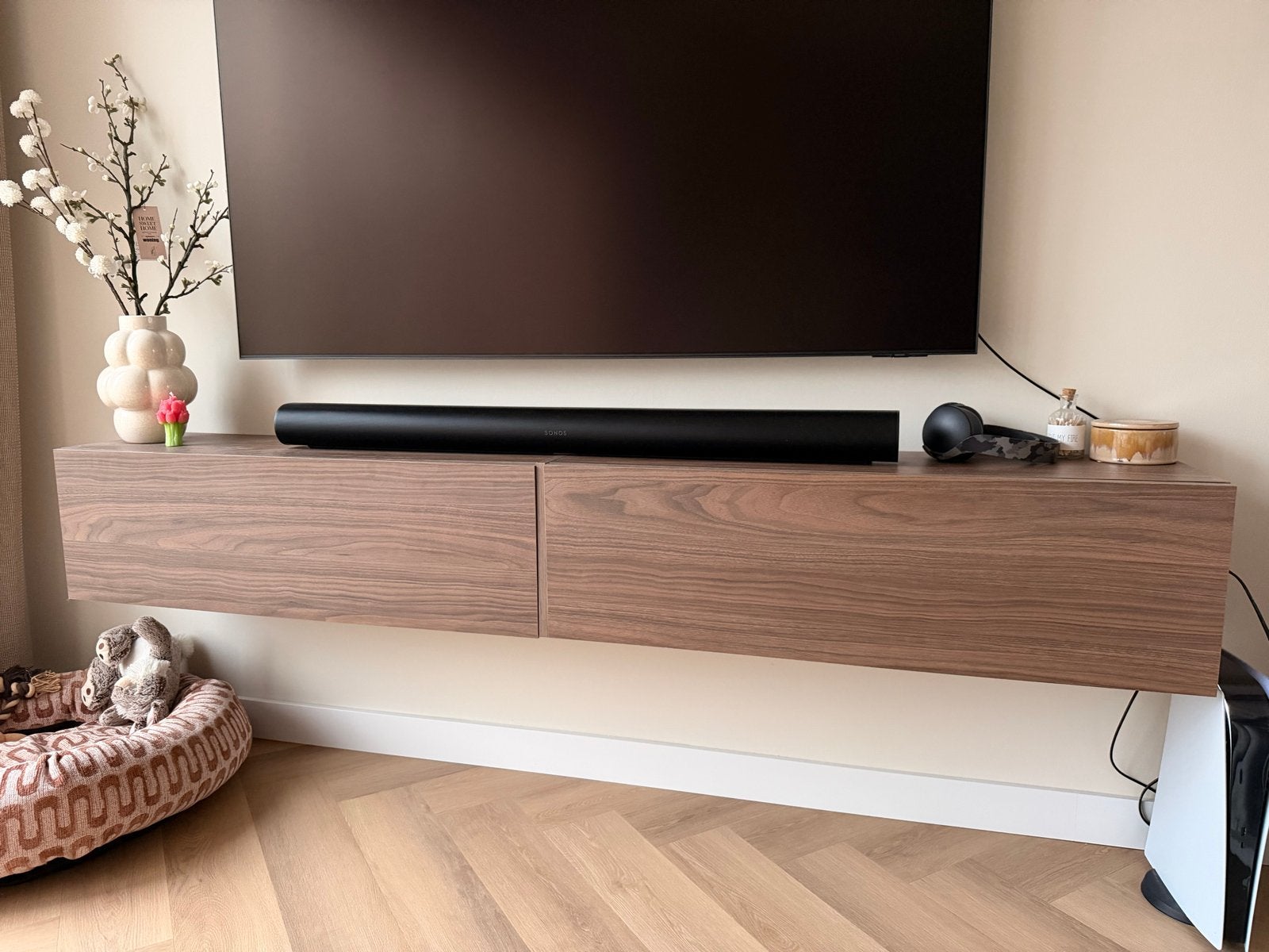 Naduvi Emma zwevend tv meubel walnoot 200cm breed, Ophalen, Zo goed als nieuw, 200 cm of meer, Minder dan 100 cm
