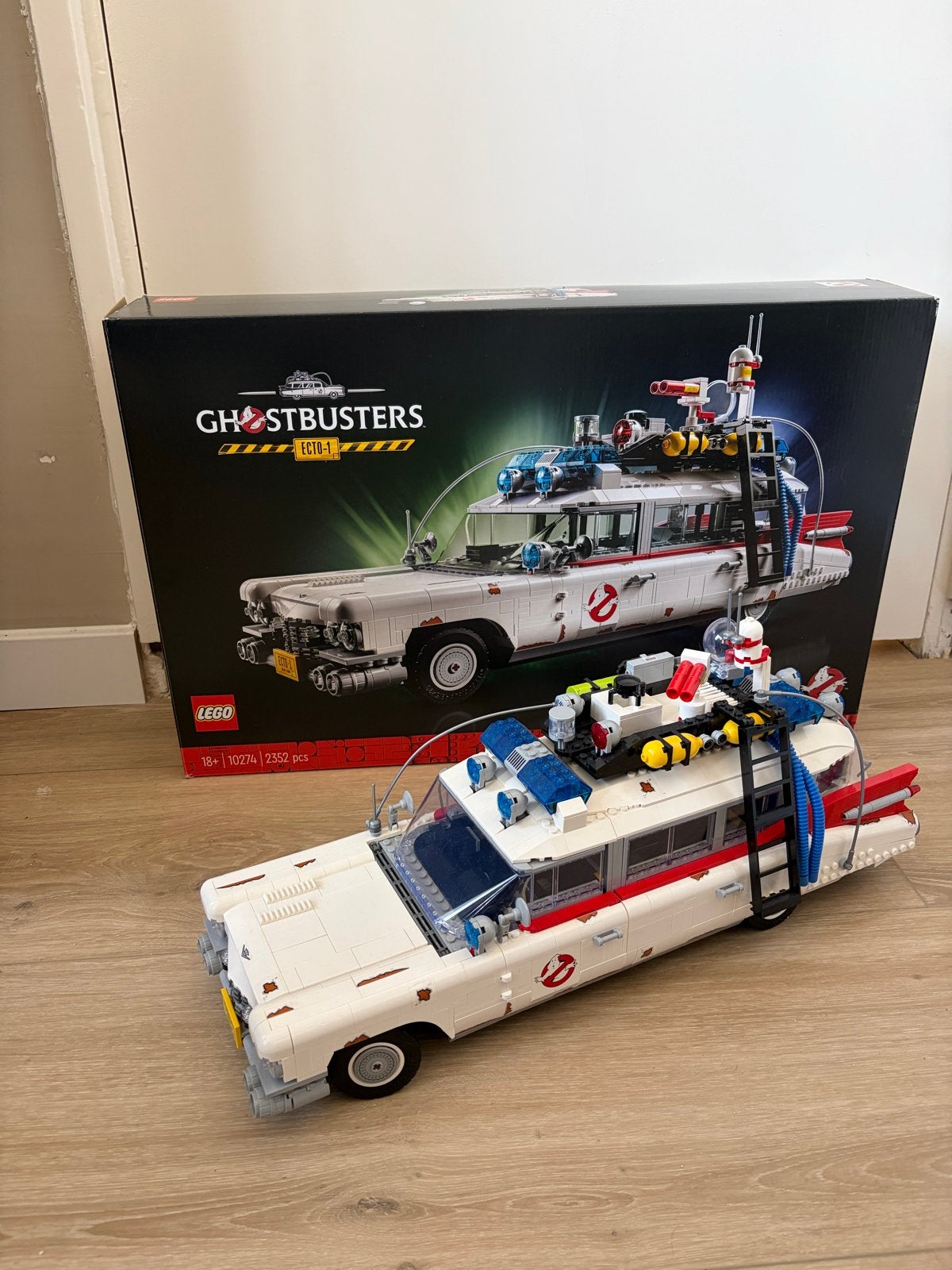 Lego Ghostbusters Ecto-1 (10274) - Compleet met doos en boek, Ophalen of Verzenden, Gebruikt
