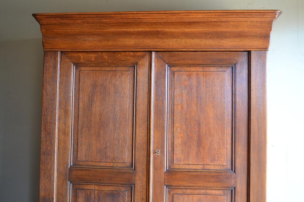 Prachtige antieke eiken houten Louis Philippe kast., Verzenden