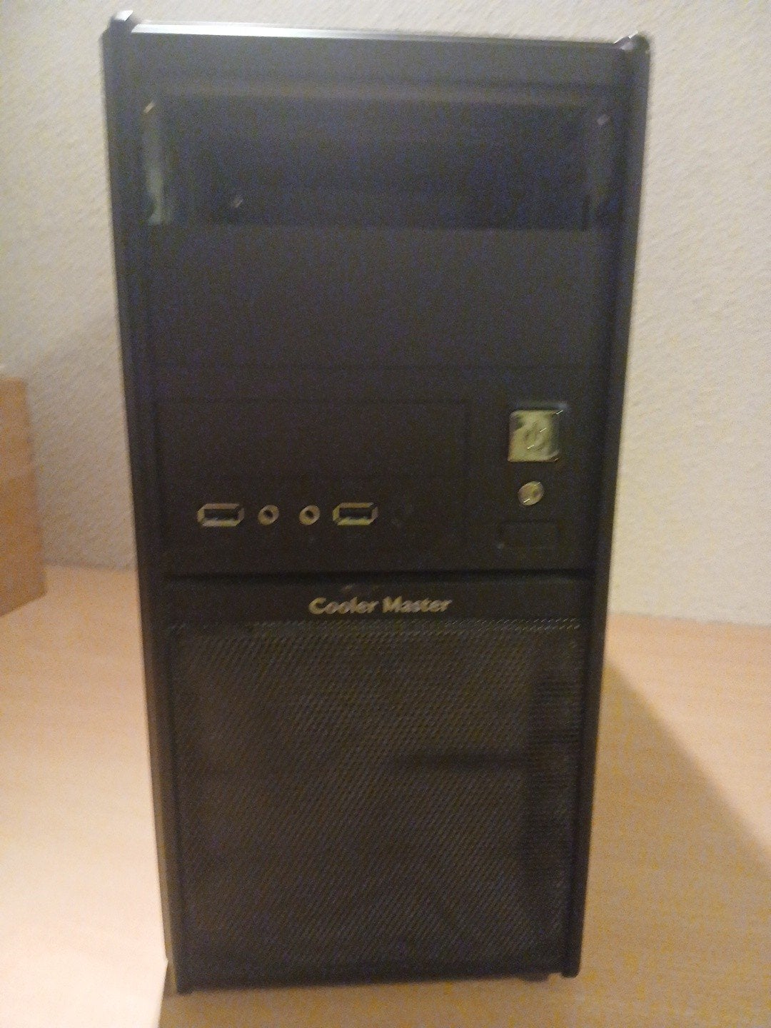 Cooler Master PC Behuizing met Huntkey Voeding, Computers en Software, Ophalen, Gebruikt