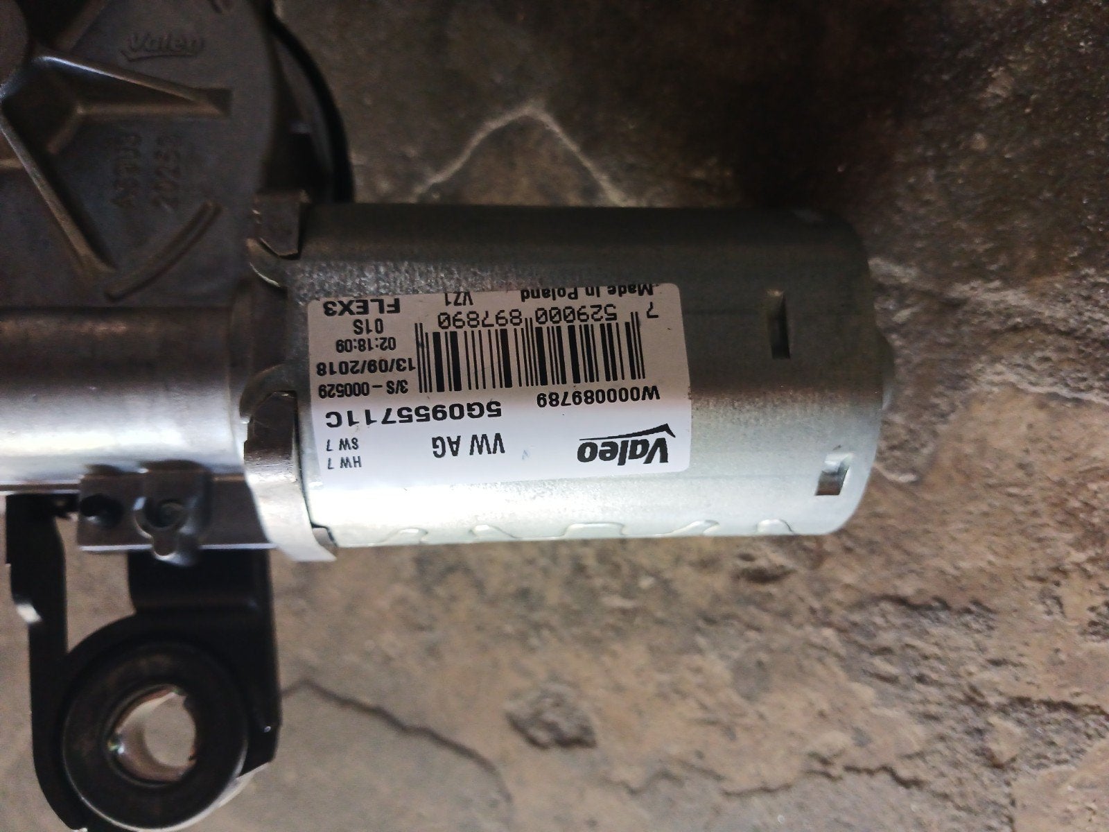 Ruitenwisser motor achter vw up, Ophalen