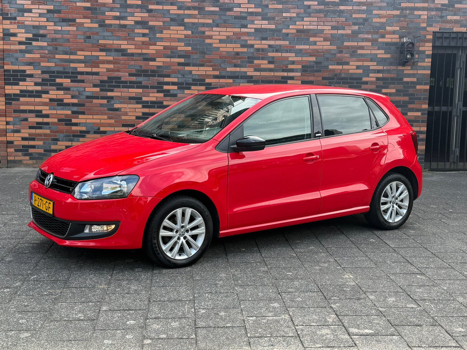 Volkswagen Polo 1.2 TSI 77KW Style/AIRCO/STOELVERWARMING/PCD, Auto's, Voorwielaandrijving, Dealer onderhouden, Stof, 40 €/maand
