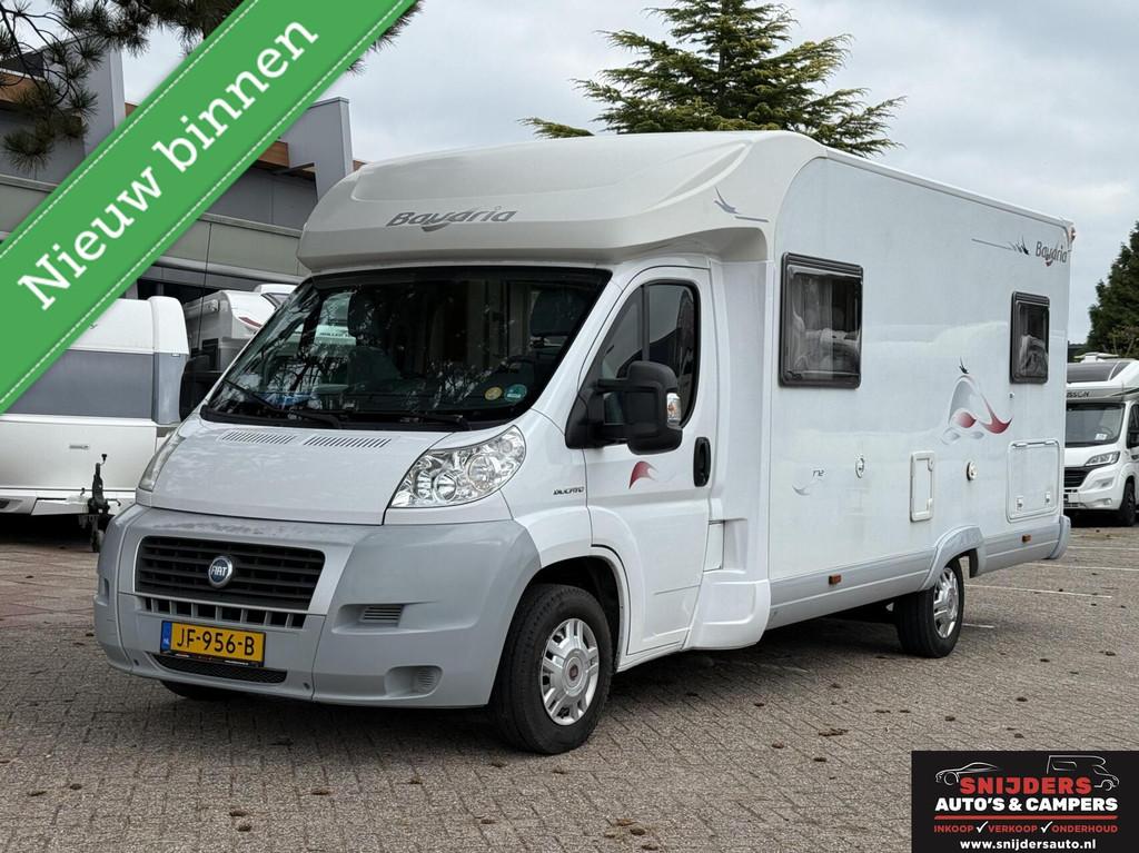 BAVARIA met lage enkele bedden in keurige staat, Caravans en Kamperen, Campers, 7 tot 8 meter, Bedrijf, Half-integraal, Fiat