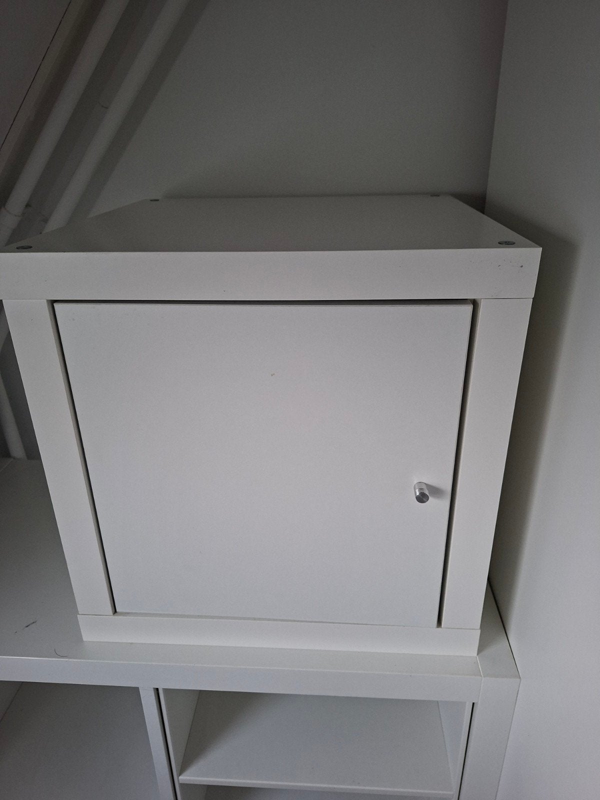 2x IKEA Kallax (1x met deur, 1x open) - Z.G.A.N., Ophalen, Overige materialen, Minder dan 50 cm, Met deur(en)
