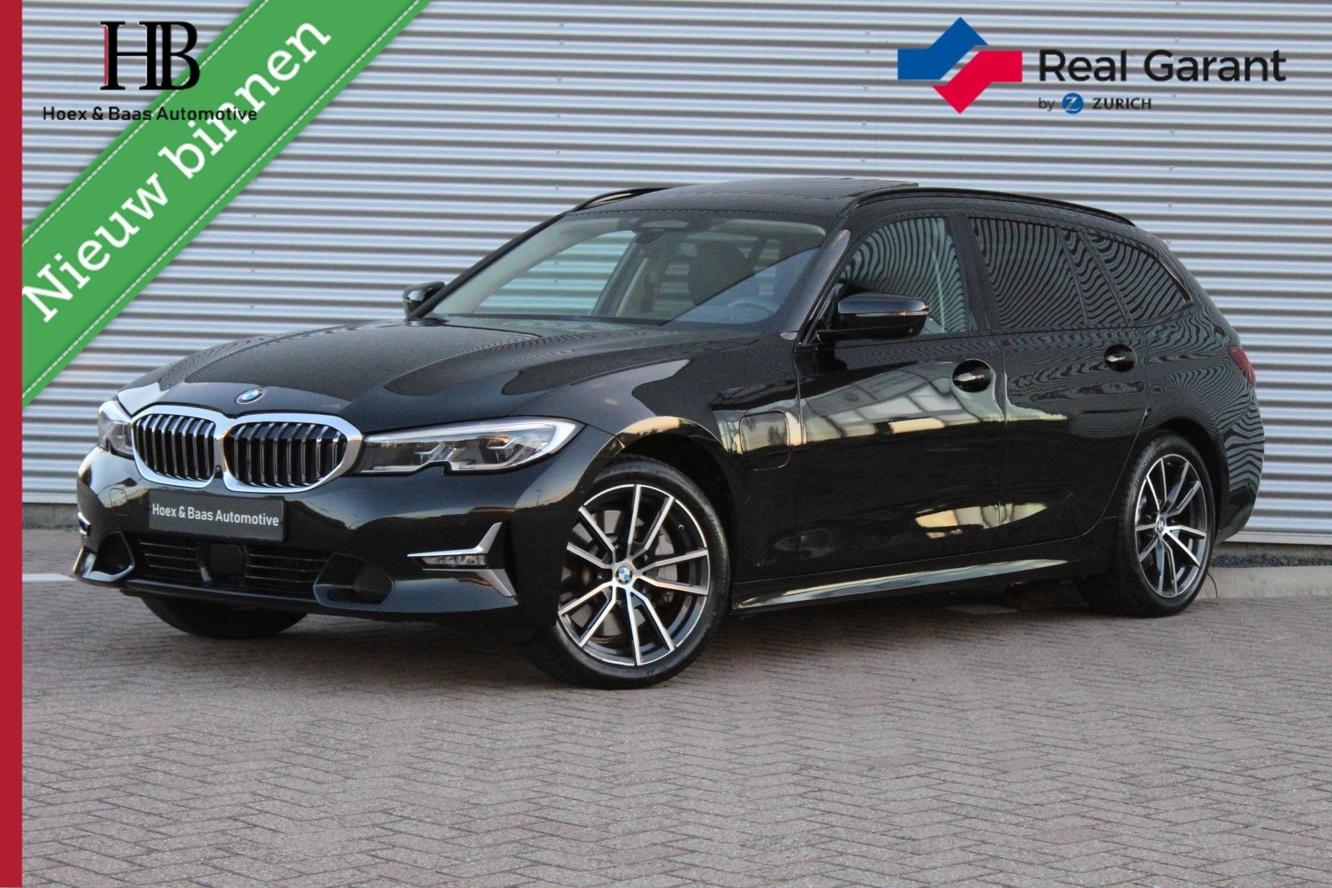 BMW 3-serie Touring 330e xDrive Pano/Trekhaak/Headup/Camera/, Auto's, 1998 cc, Gebruikt, 4 cilinders, 1865 kg