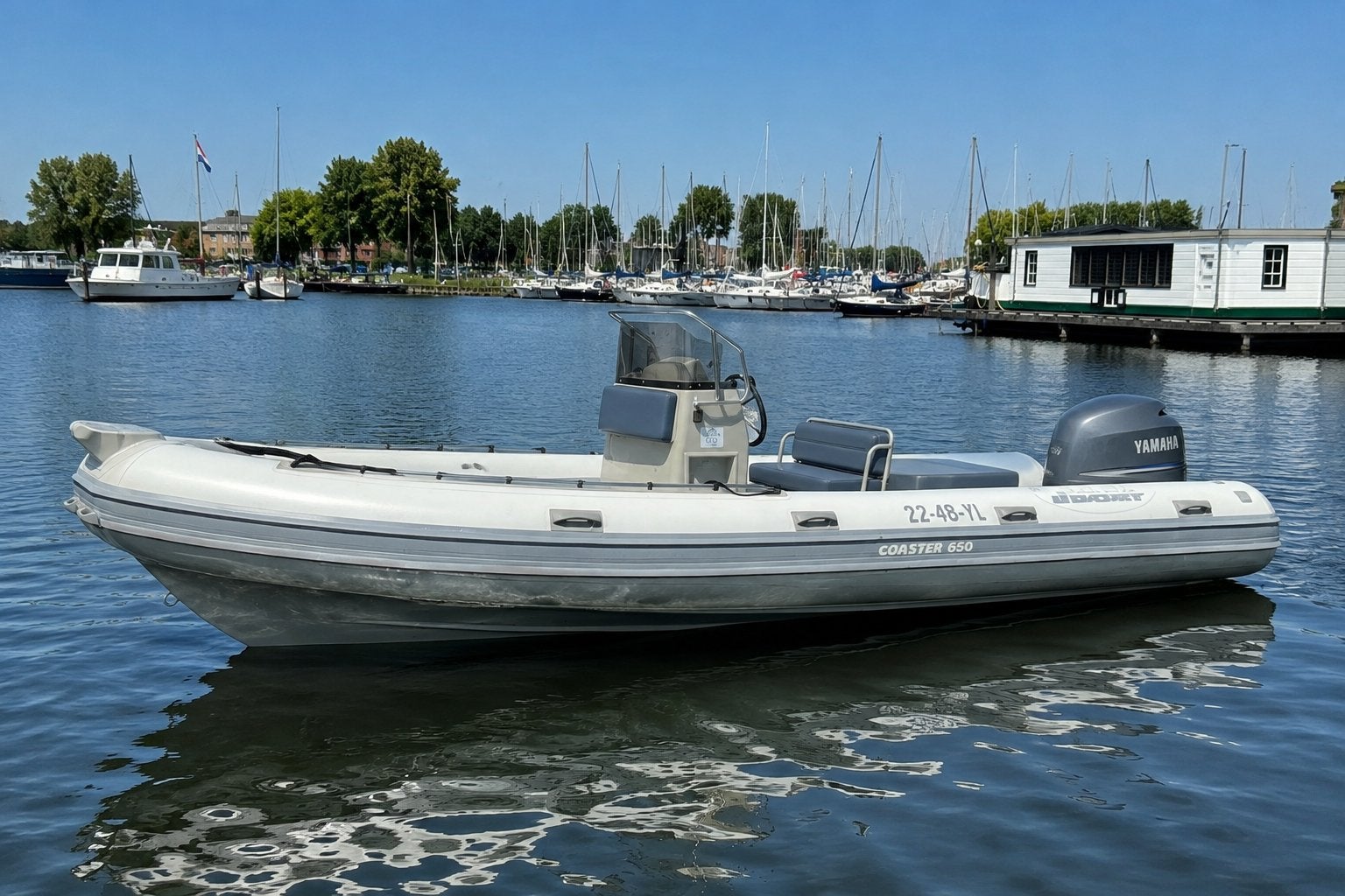 Joker 650 – BJ 2011 – Yamaha 150 PK – Compleet en vaarklaar, Zonnedek, Gebruikt, 65 cm, 7 m