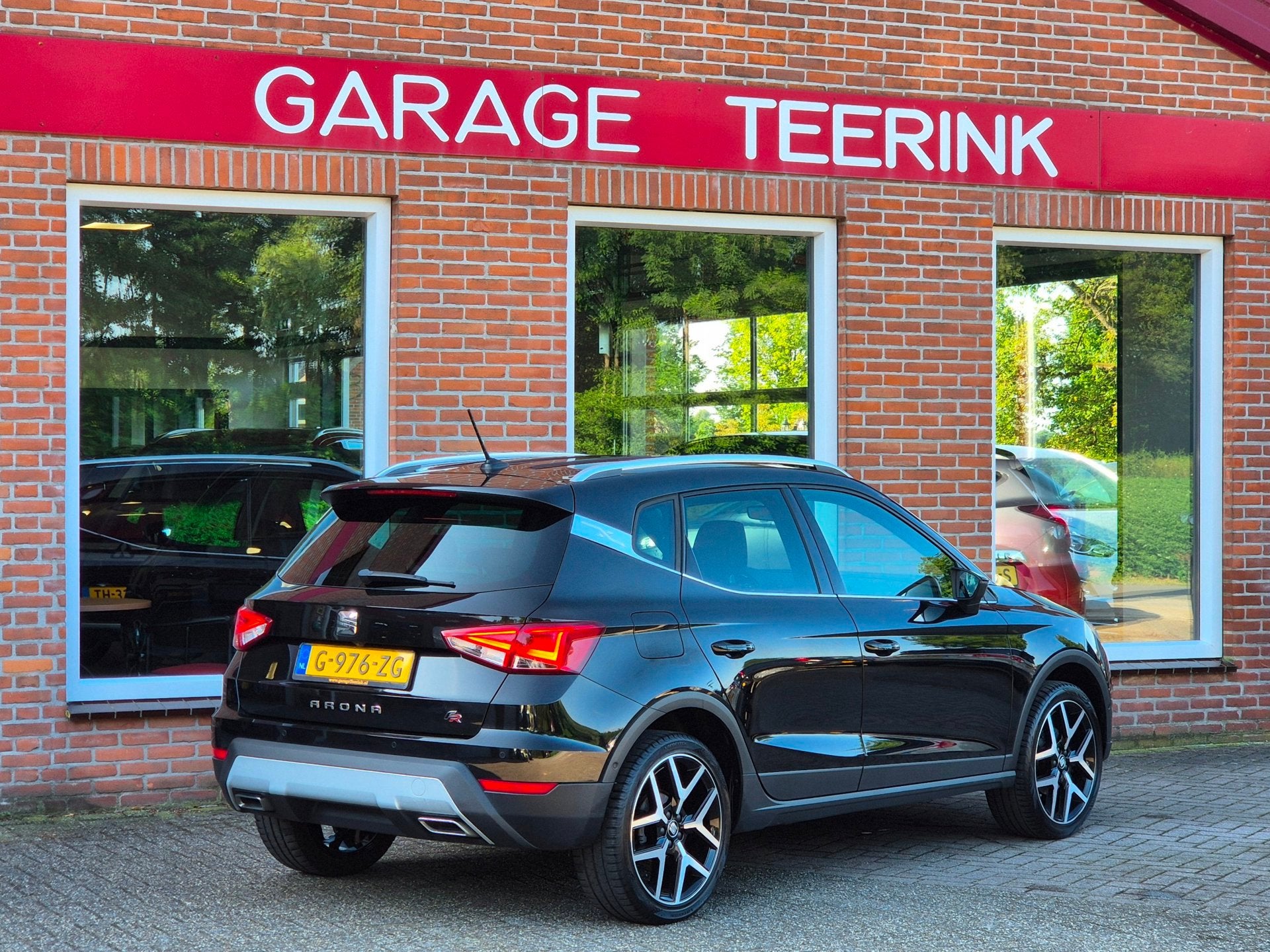 Seat Arona 1.0 TSI FR Business Intense 116PK 5drs clima, ada, Auto's, Voorwielaandrijving, Gebruikt, 116 pk, Origineel Nederlands