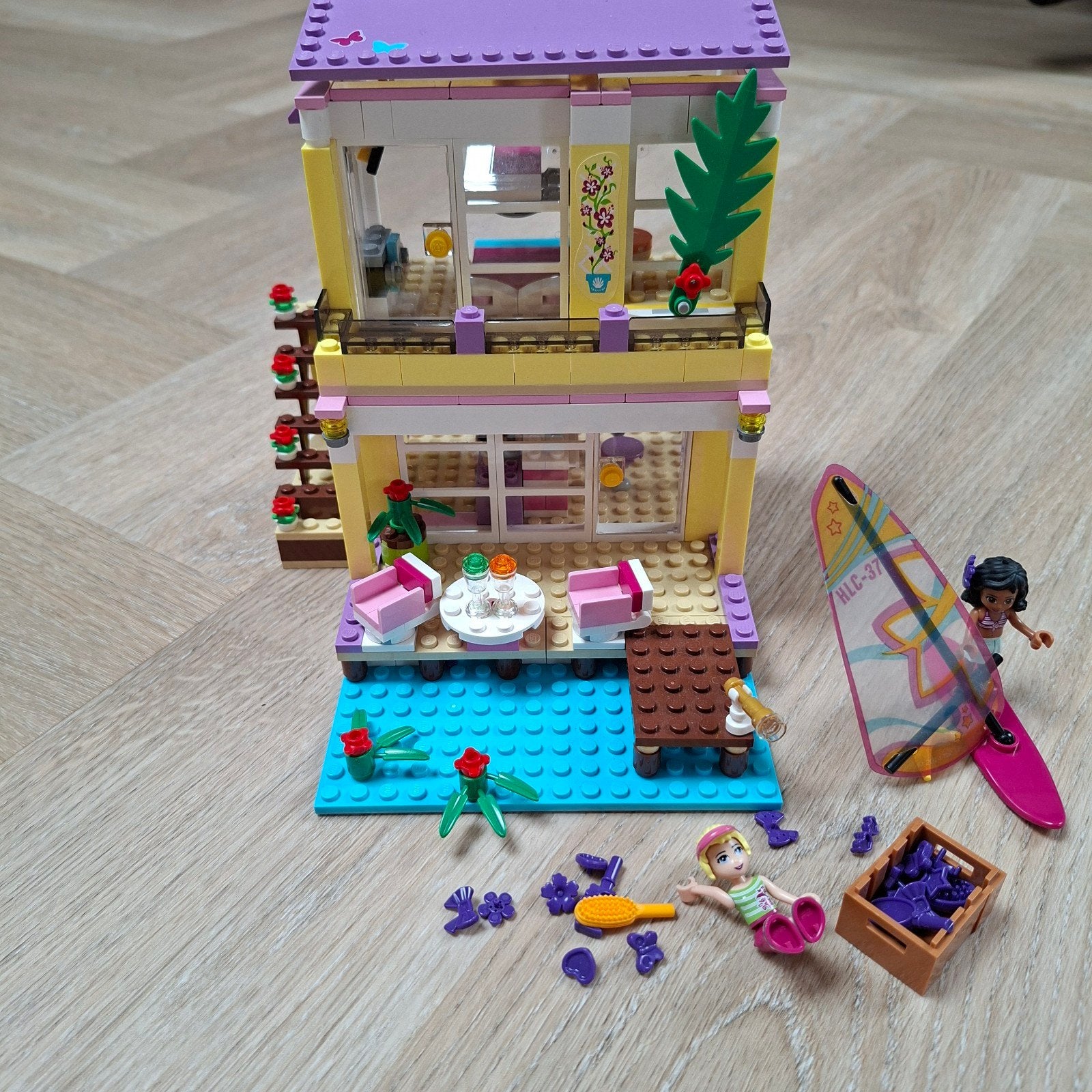 LEGO Friends 41037 Stephanie's Strandhuis, Ophalen