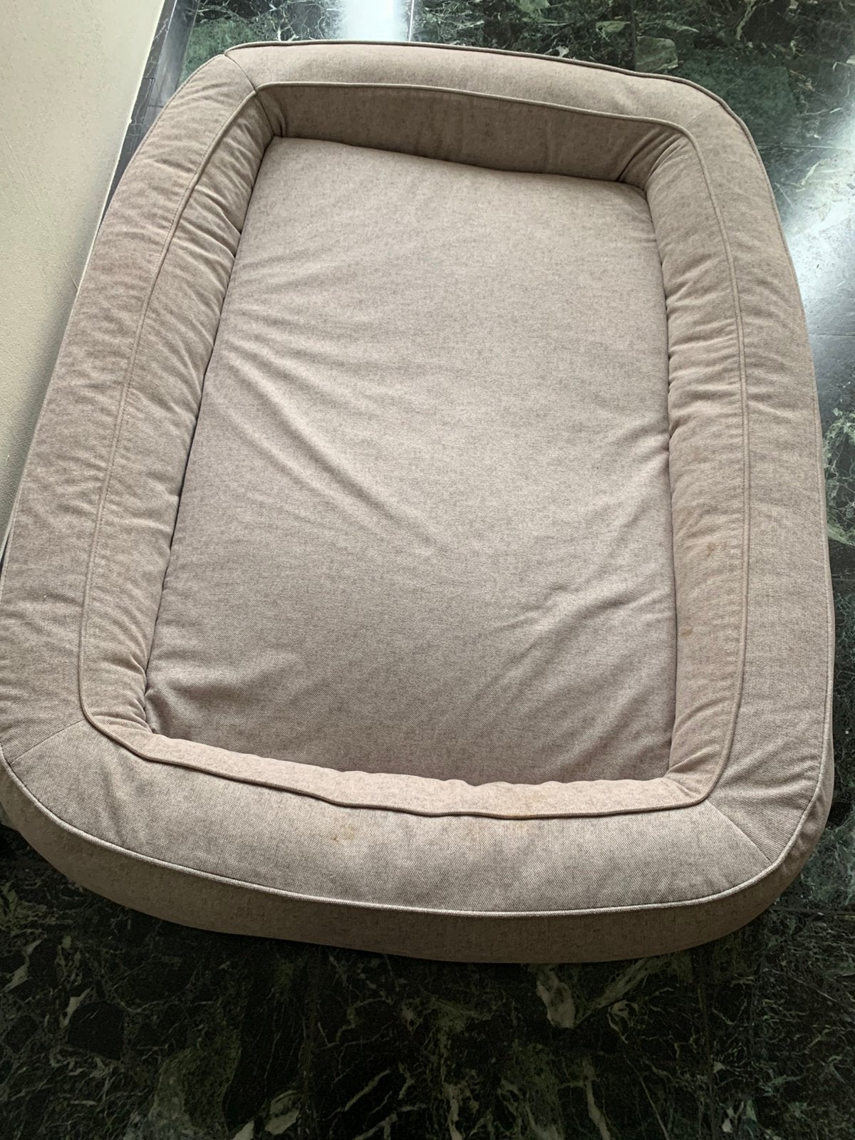 Luxe comfortabele hondenmand zandkleurig 90x120, Dieren en Toebehoren, Hondenmanden, Ophalen, Gebruikt, Stof
