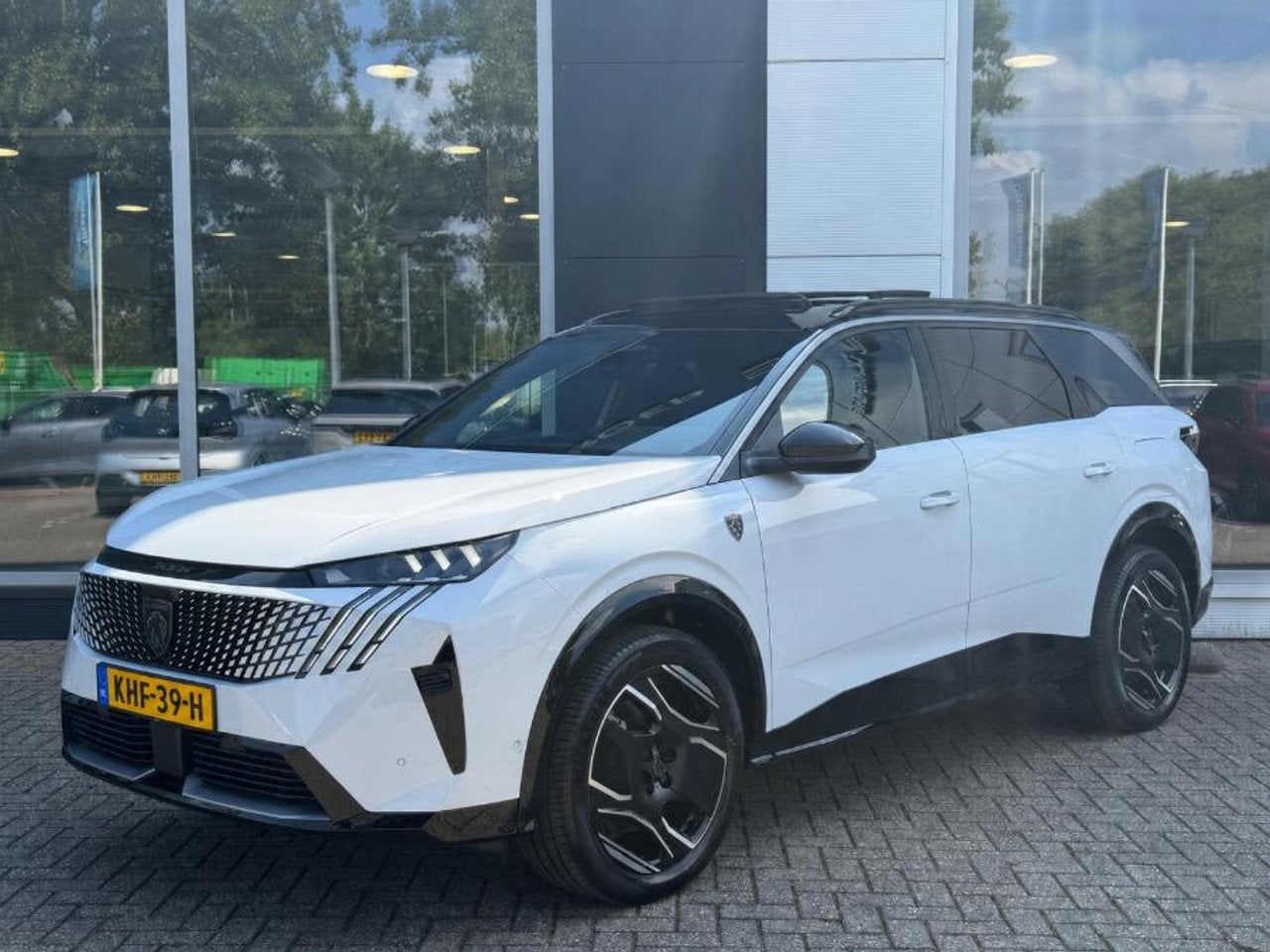 Peugeot E-5008 GT Long Range 97 kWh 7p VOORRAAD VOORDEEL | P, Auto's, Automaat, Automatische klimaatregeling, Gebruikt, 7 stoelen