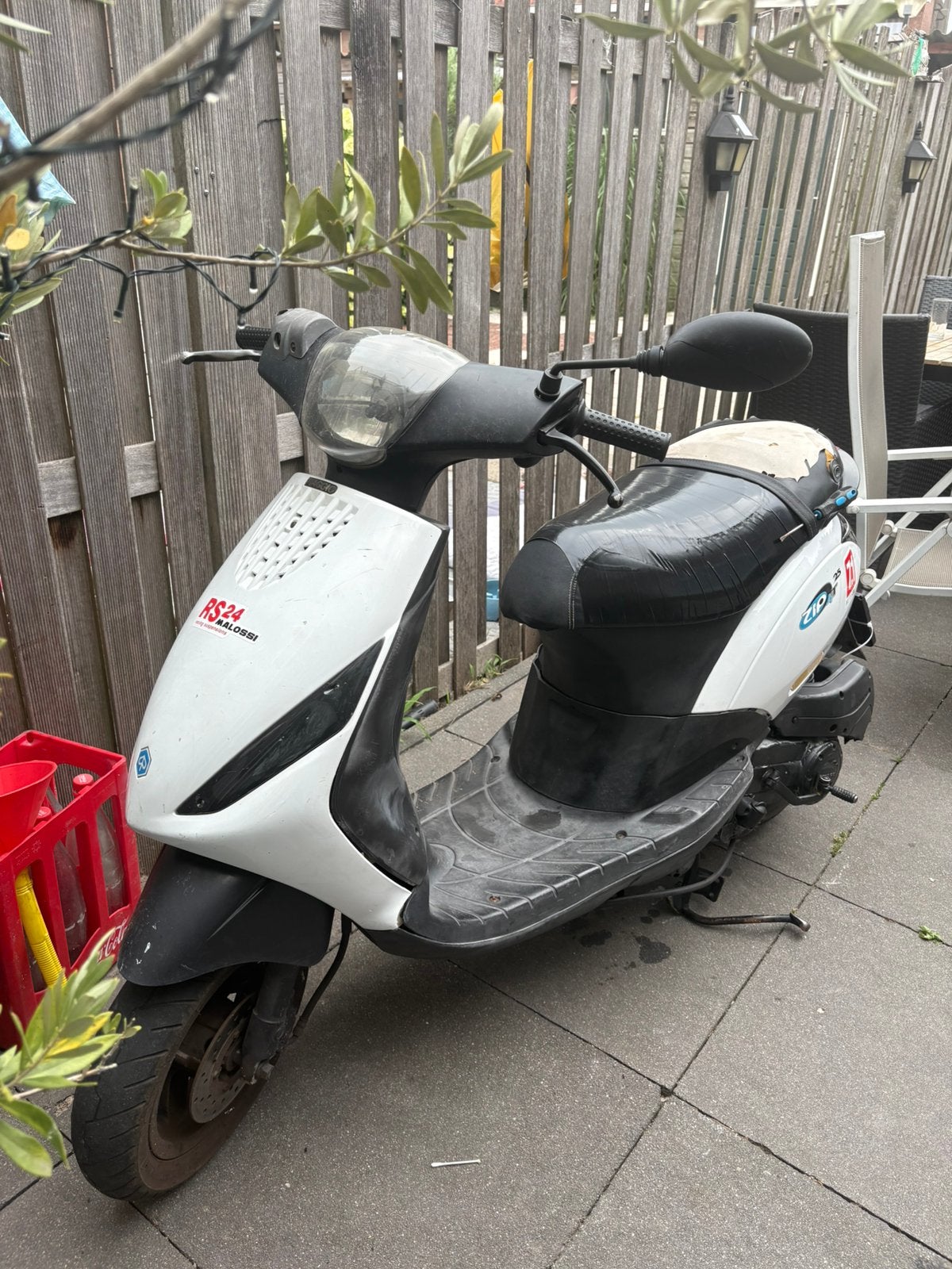 Piaggio zip opknapper VANDAAG OPHALEN 400, Ophalen, Zo goed als nieuw, Benzine, Zip