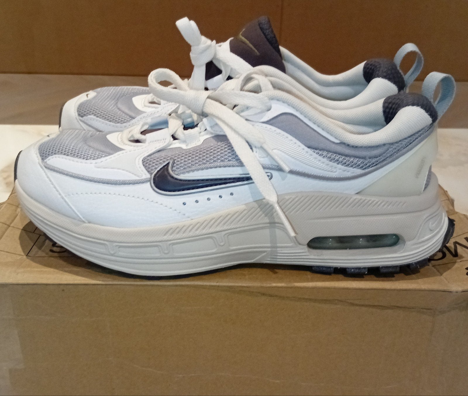 Nike Air Max Bliss sneakers, Kleding | Dames, Schoenen, Overige kleuren, Nieuw, Ophalen of Verzenden, Sneakers of Gympen