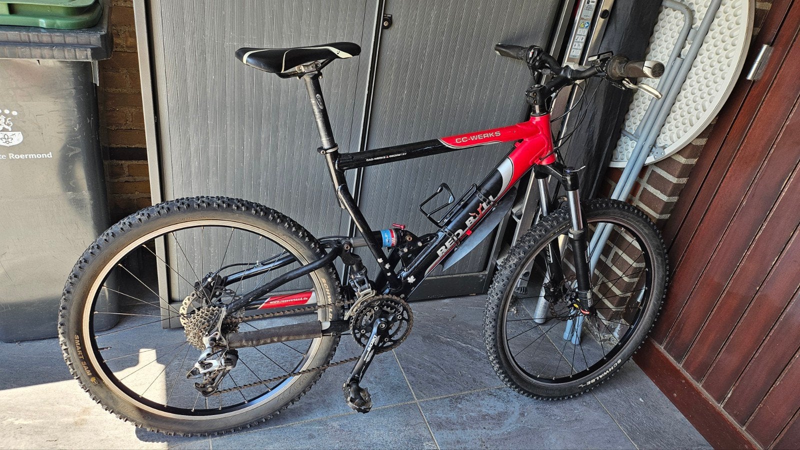 Mountainbike Red Bull Cad works frame, volledig geveerd, Gebruikt, 49 tot 53 cm, Schijfrem, Ophalen