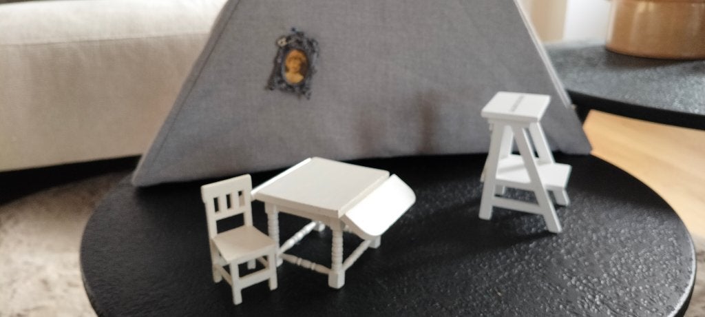 Poppenhuis huiskamer autentiek minatuur, Ophalen of Verzenden, Nieuw, Poppenhuis