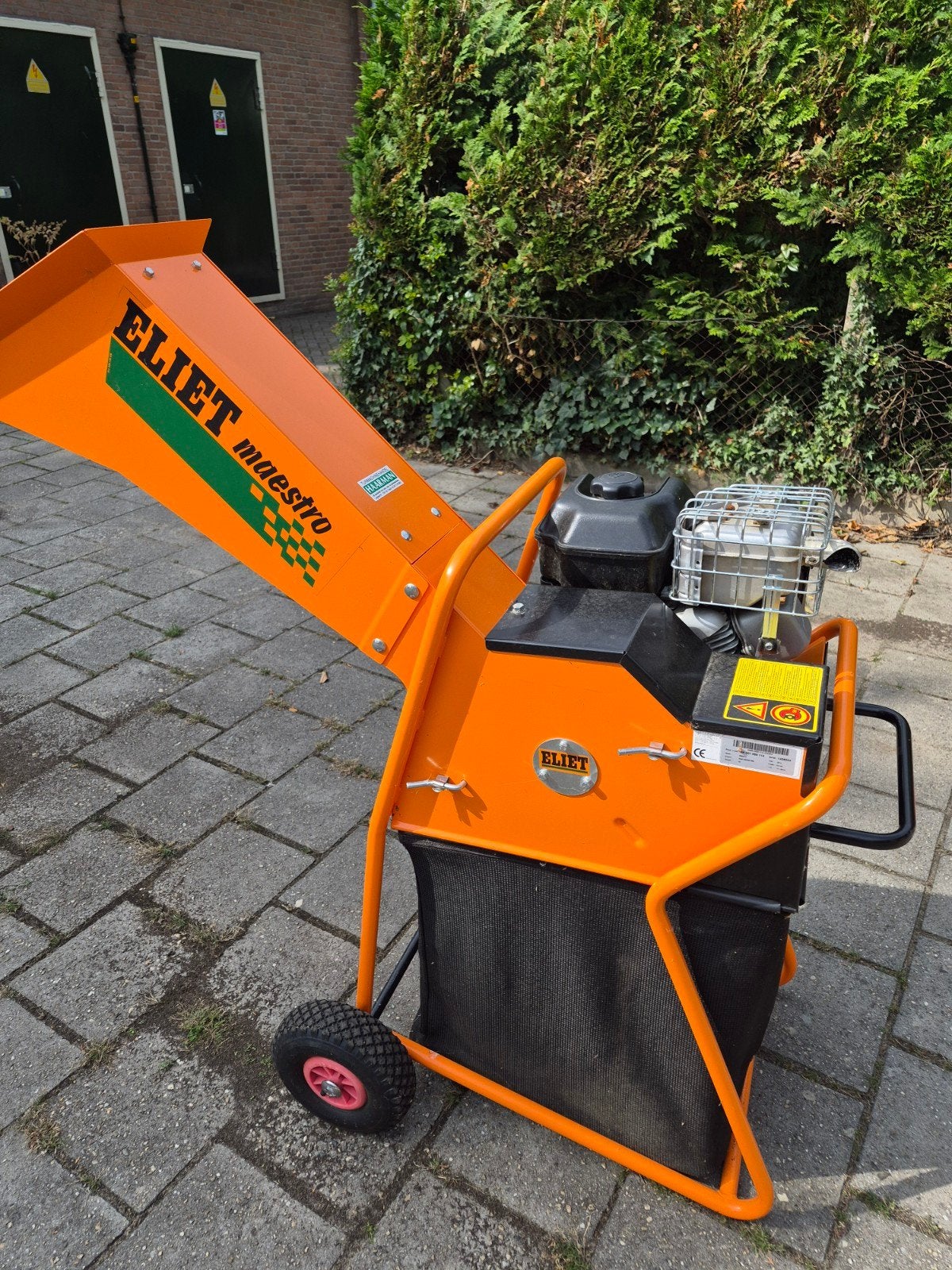 Eliet Maestro Hakselaar - Benzine,  ophalen in Deventer, Tuin en Terras, Hakselaars, Benzine, Zo goed als nieuw, Met opvangzak