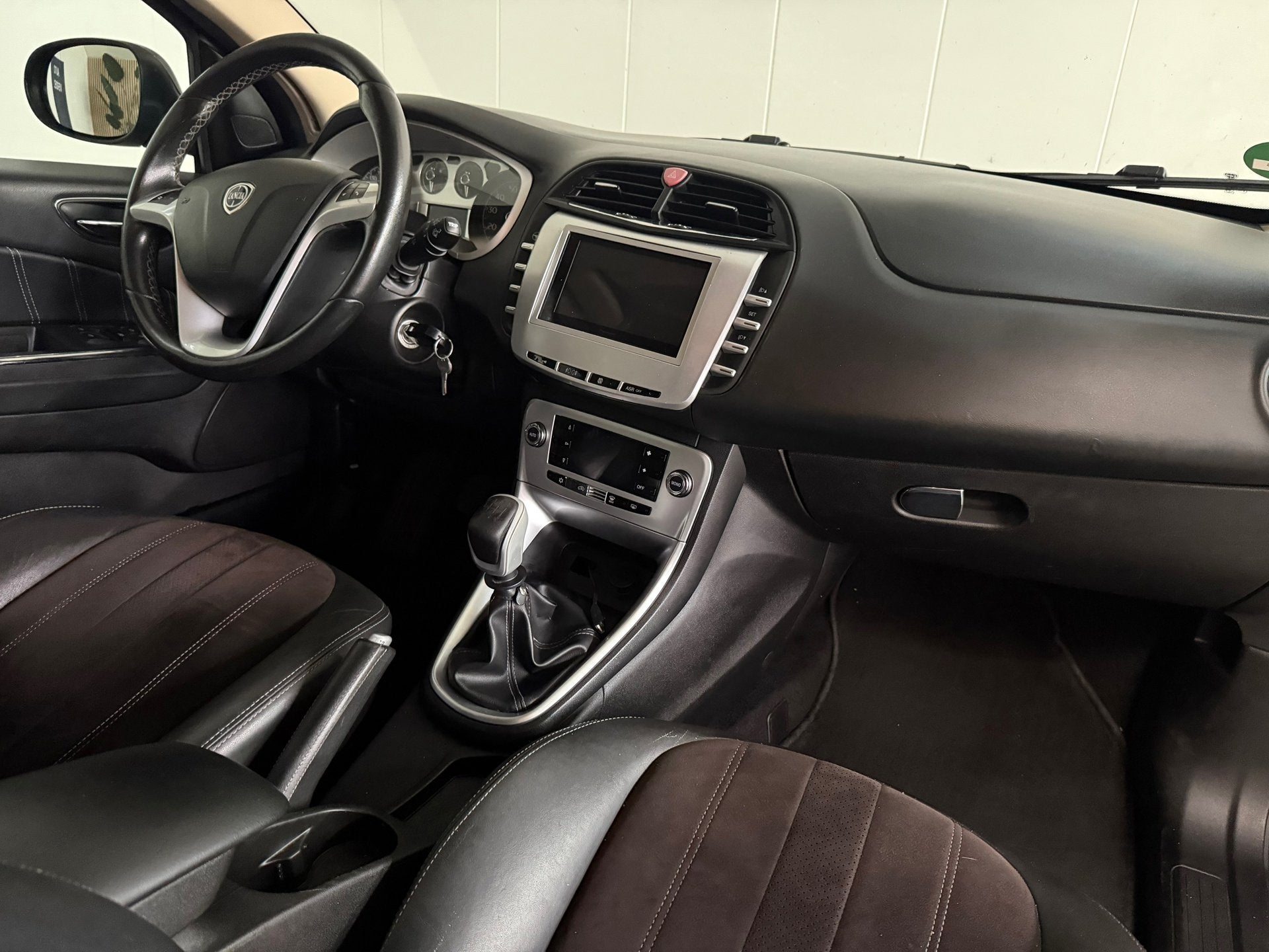 Lancia Delta 1.4 M.air Oro Airco, Navigatie/carplay, LMV, Tr, Auto's, Voorwielaandrijving, Euro 5, 1295 kg, 4 cilinders