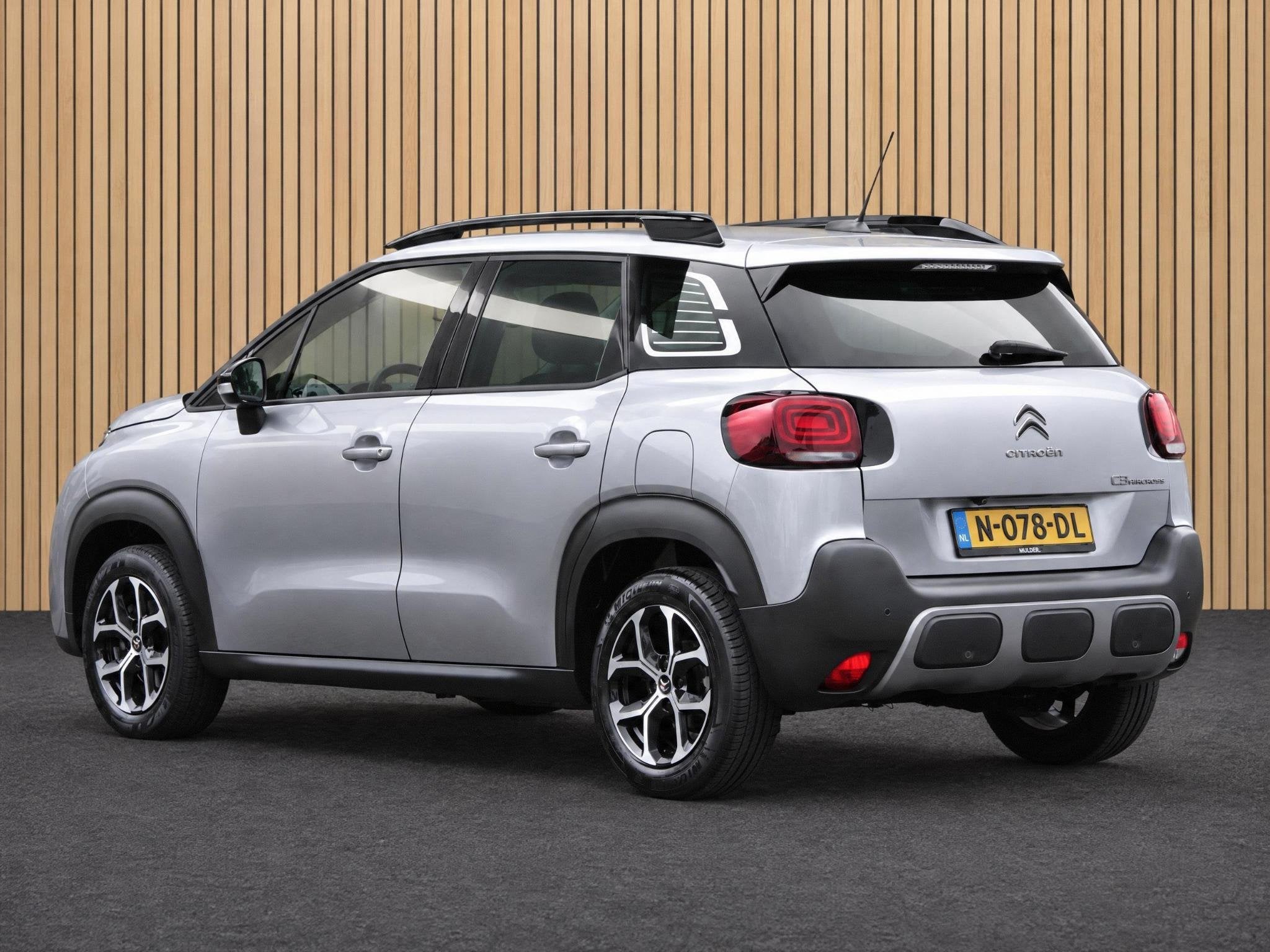 Citroen C3 Aircross 1.2 PureTech Shine | Navi / Camera / Cli, Auto's, Voorwielaandrijving, 12 maanden, Gebruikt, Euro 6