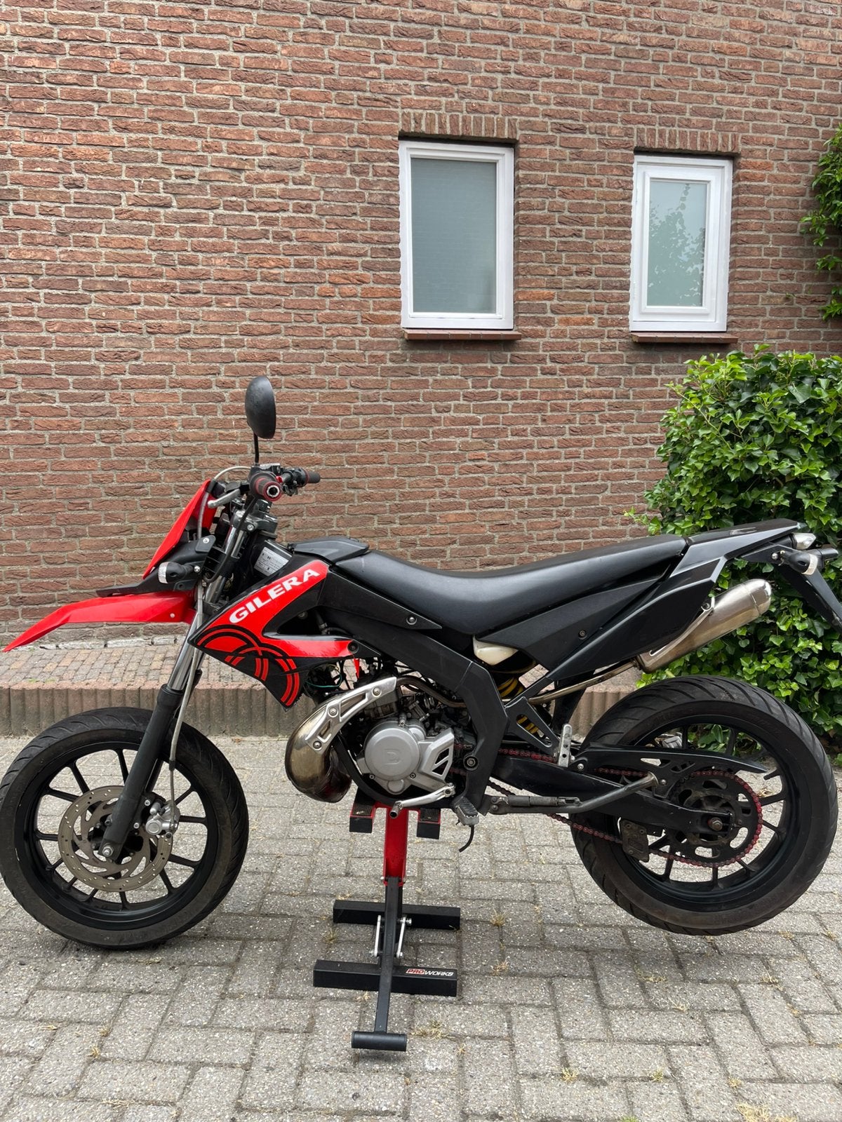 Gilera Smt 50 cc 2016 (derbi senda xtreme), Ophalen, Zo goed als nieuw