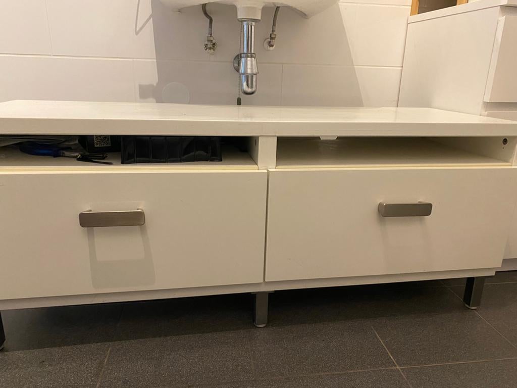 Tv-meubel ikea / lage kast, Ophalen, Gebruikt, 25 tot 50 cm, Minder dan 100 cm